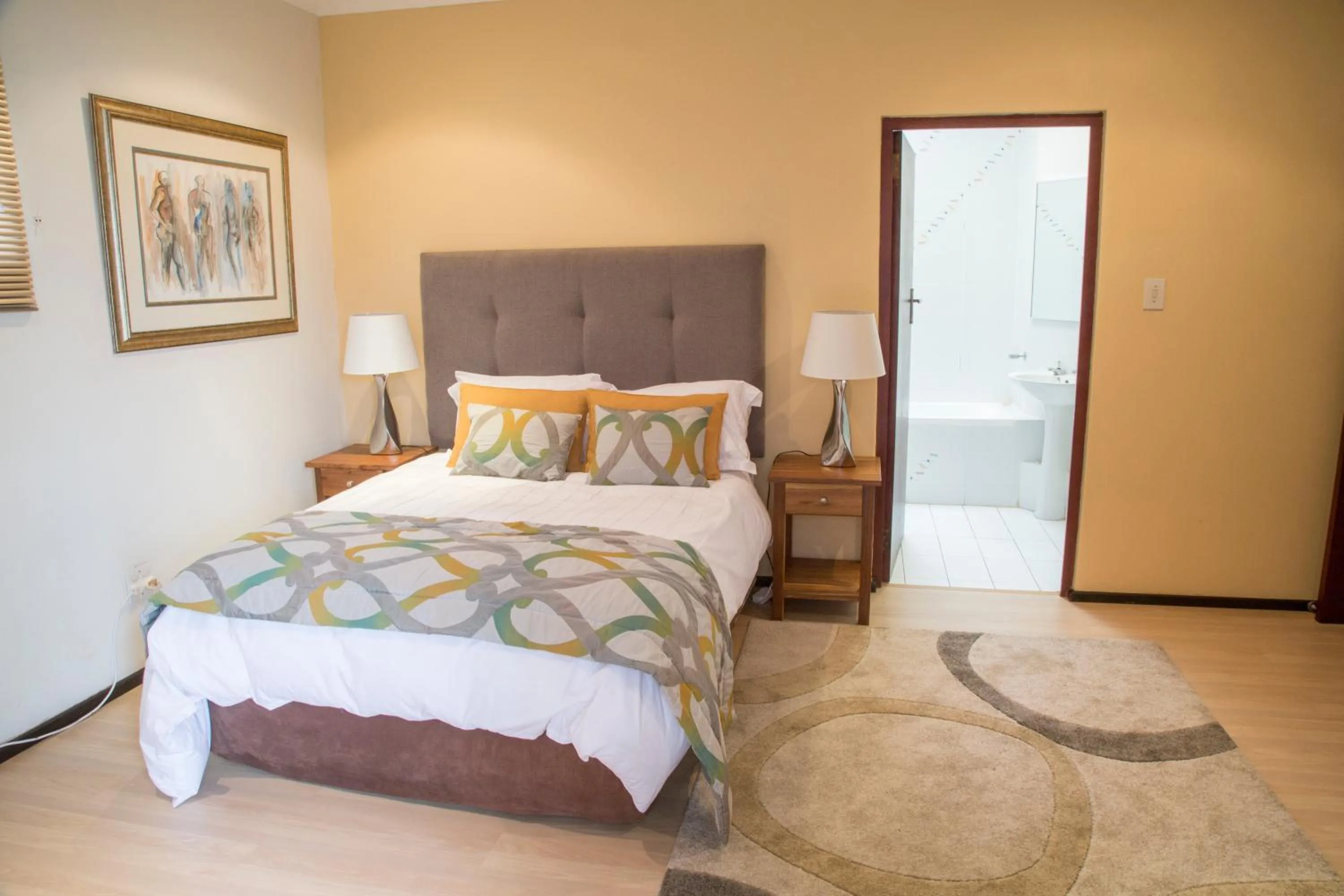 Bedroom, Bed in Misty Blue Bed and Breakfast