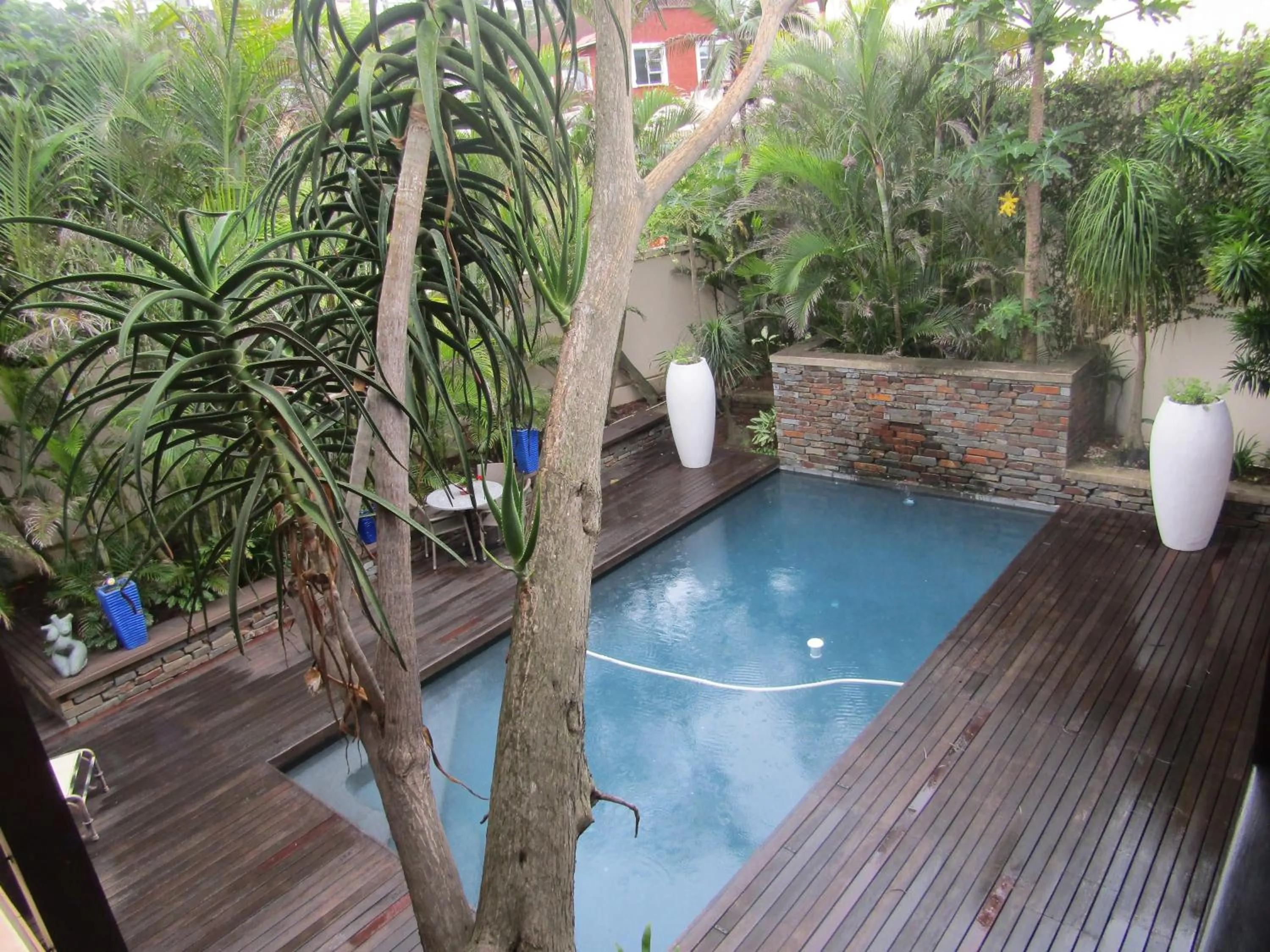 Swimming pool in Misty Blue Bed and Breakfast