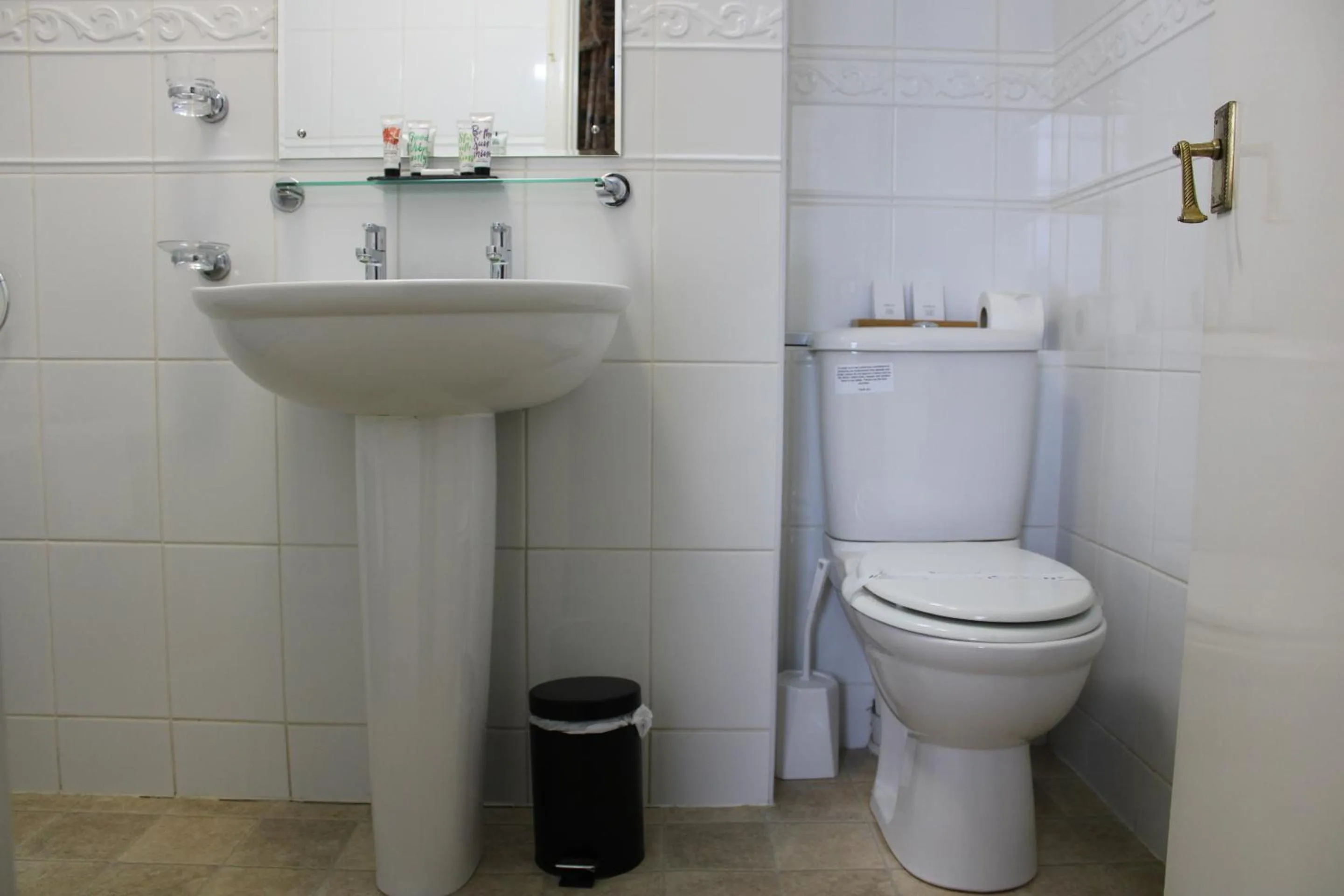 Bathroom in The Birdham Hotel & Restaurant