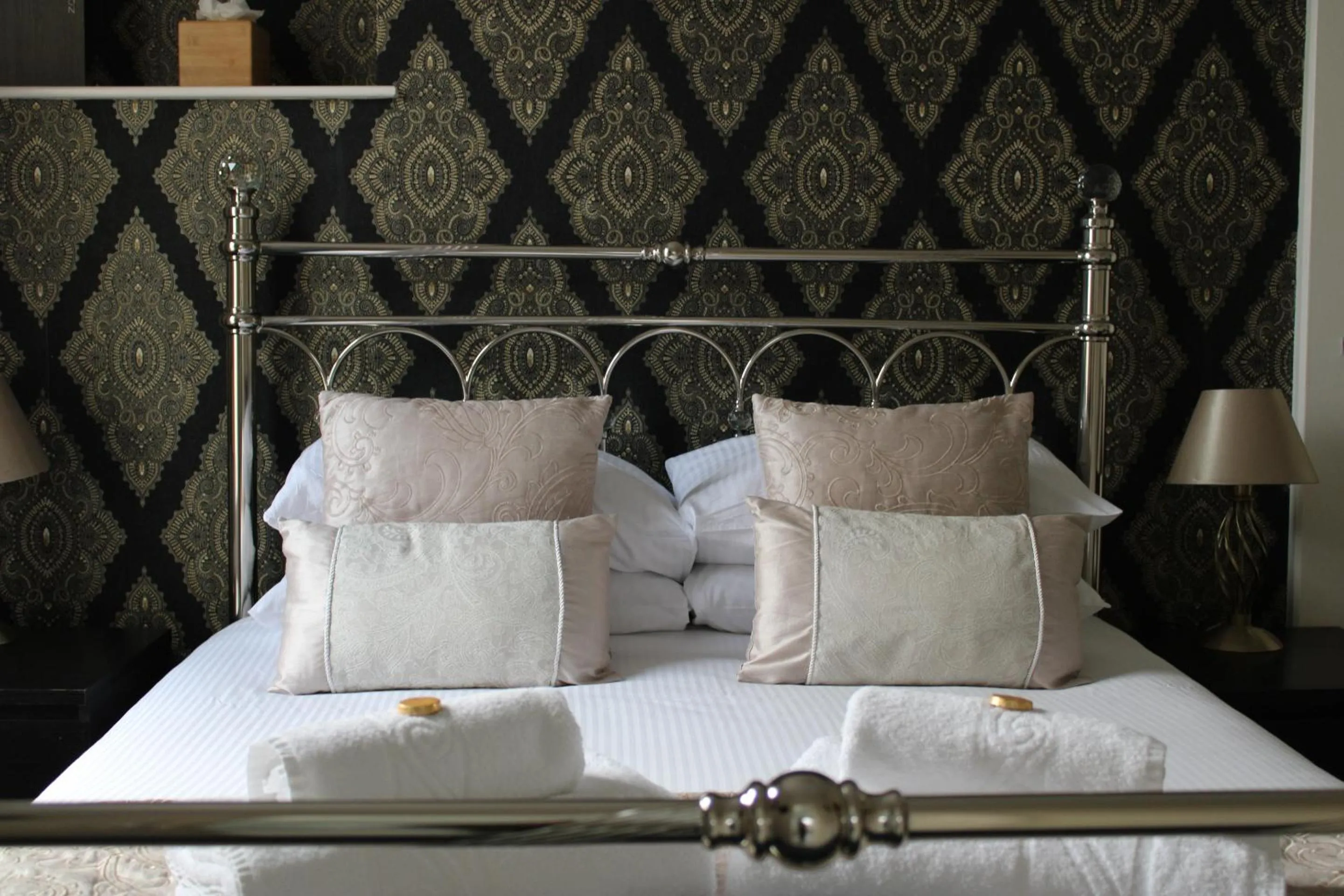 Bedroom, Bed in The Birdham Hotel & Restaurant