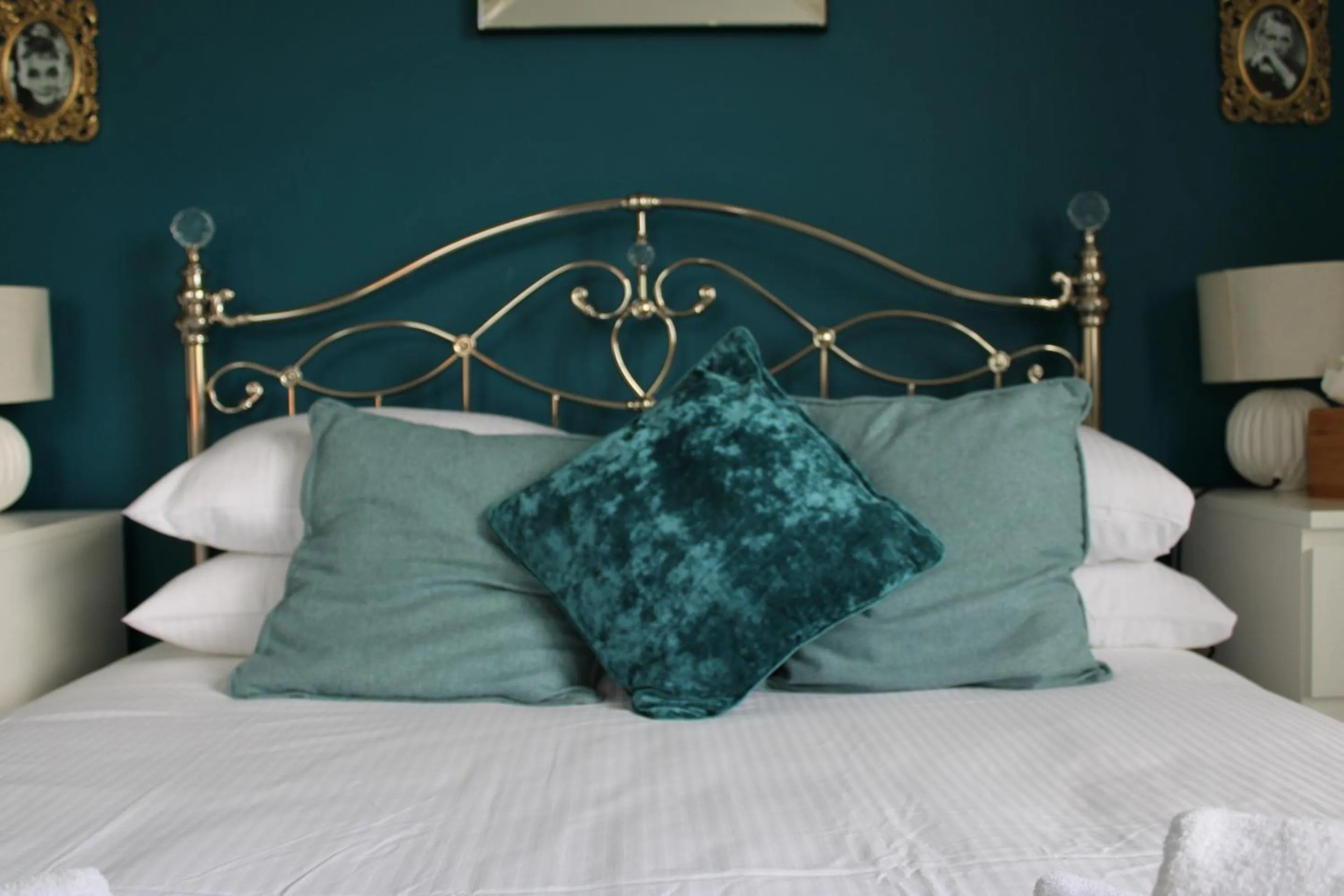 Bedroom, Bed in The Birdham Hotel & Restaurant