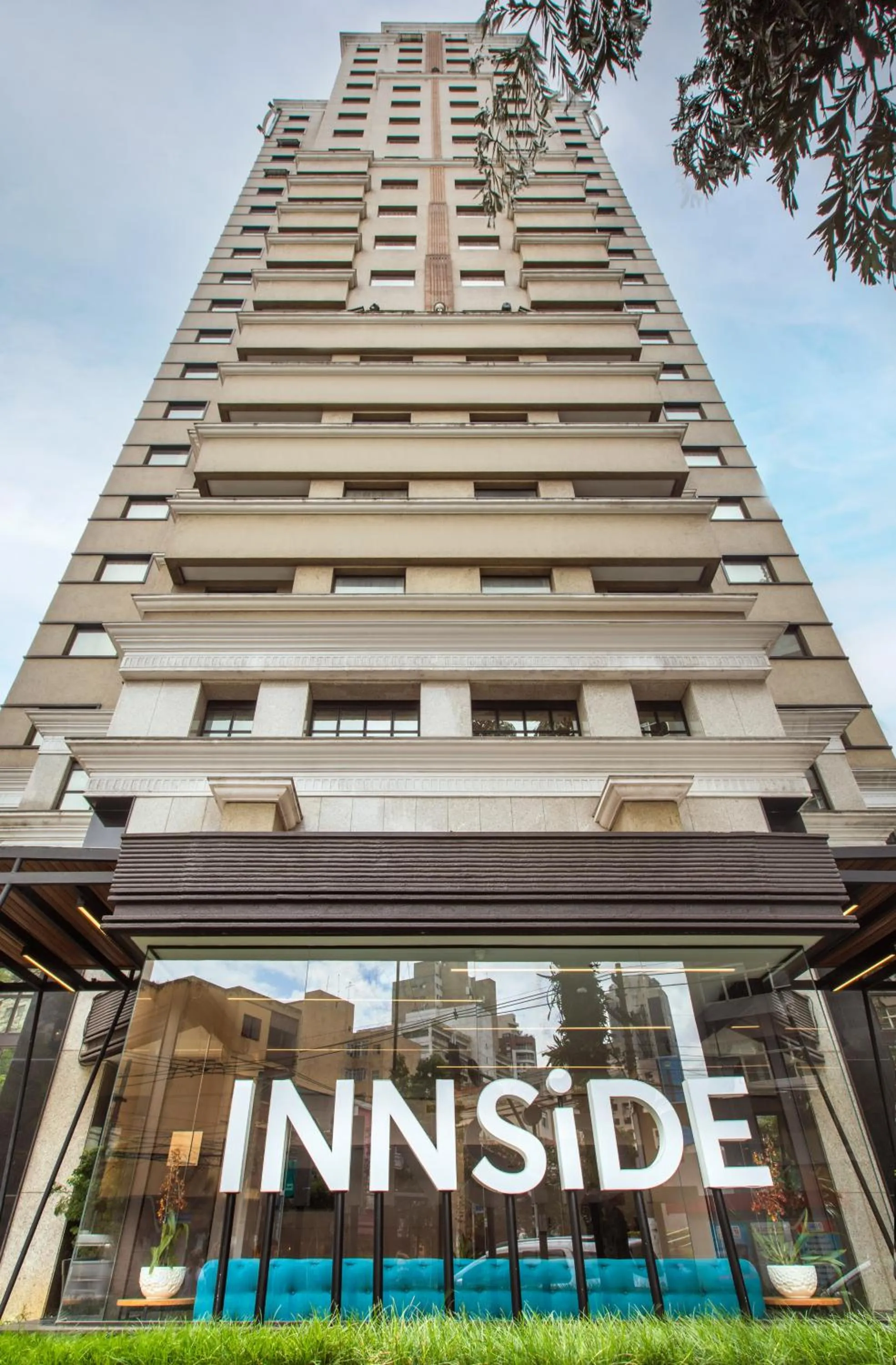 Facade/entrance in INNSiDE by Meliá São Paulo ITAIM