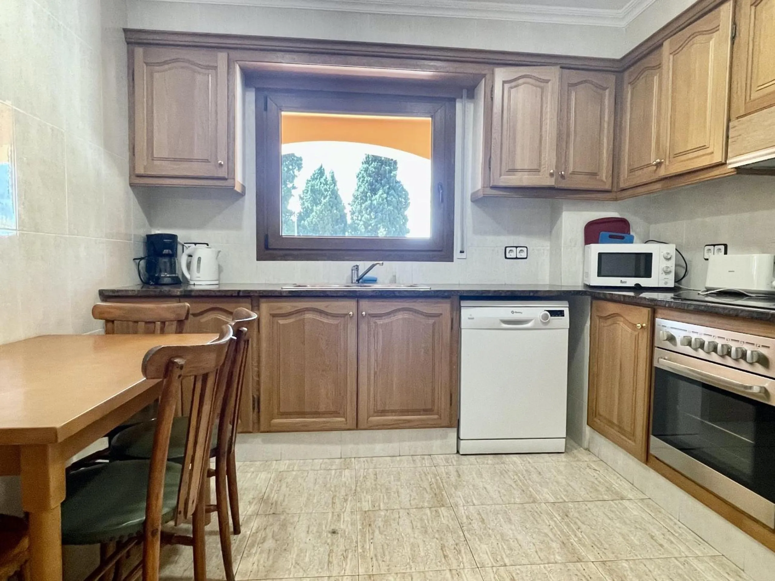 Kitchen or kitchenette in Museu Baixos