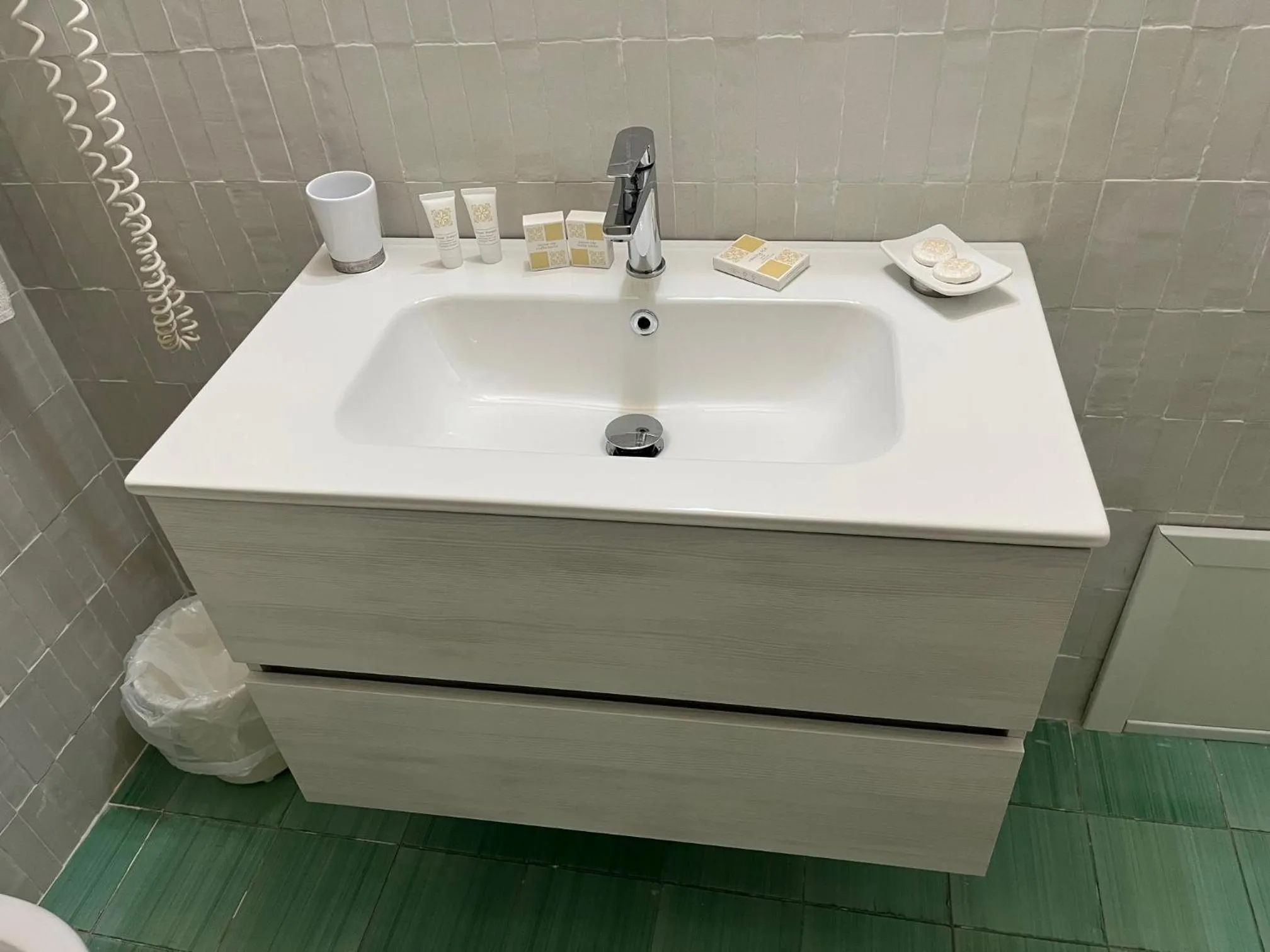 Bathroom in Hotel Tonnara Trabia