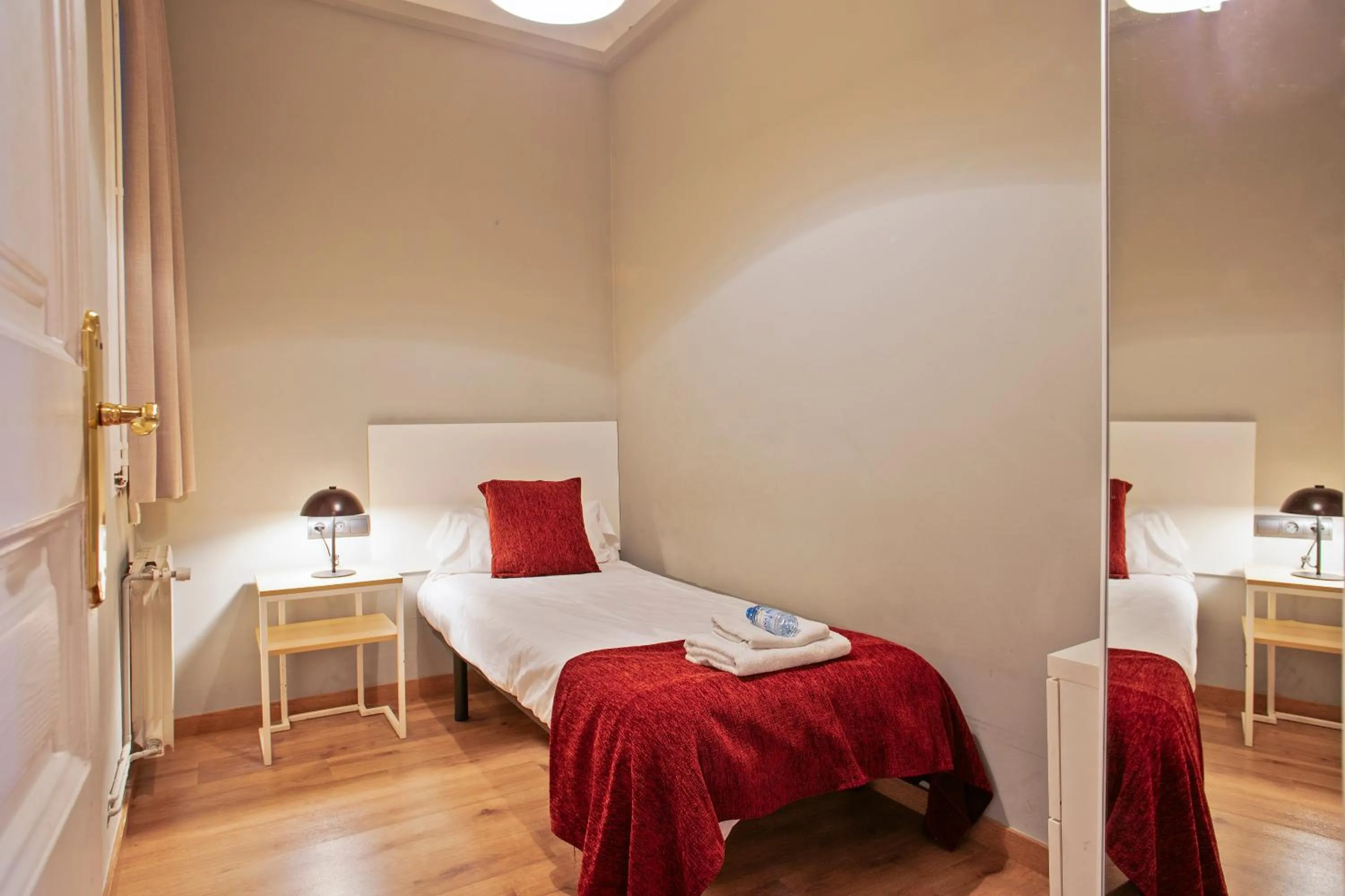 Bedroom, Bed in Numa I Caja Apartments