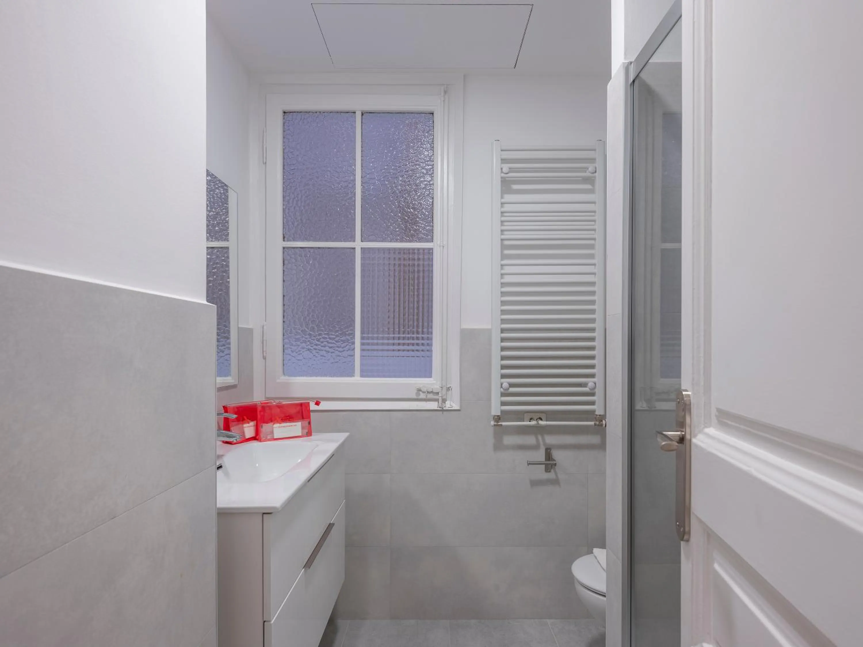 Bathroom in Numa I Caja Apartments