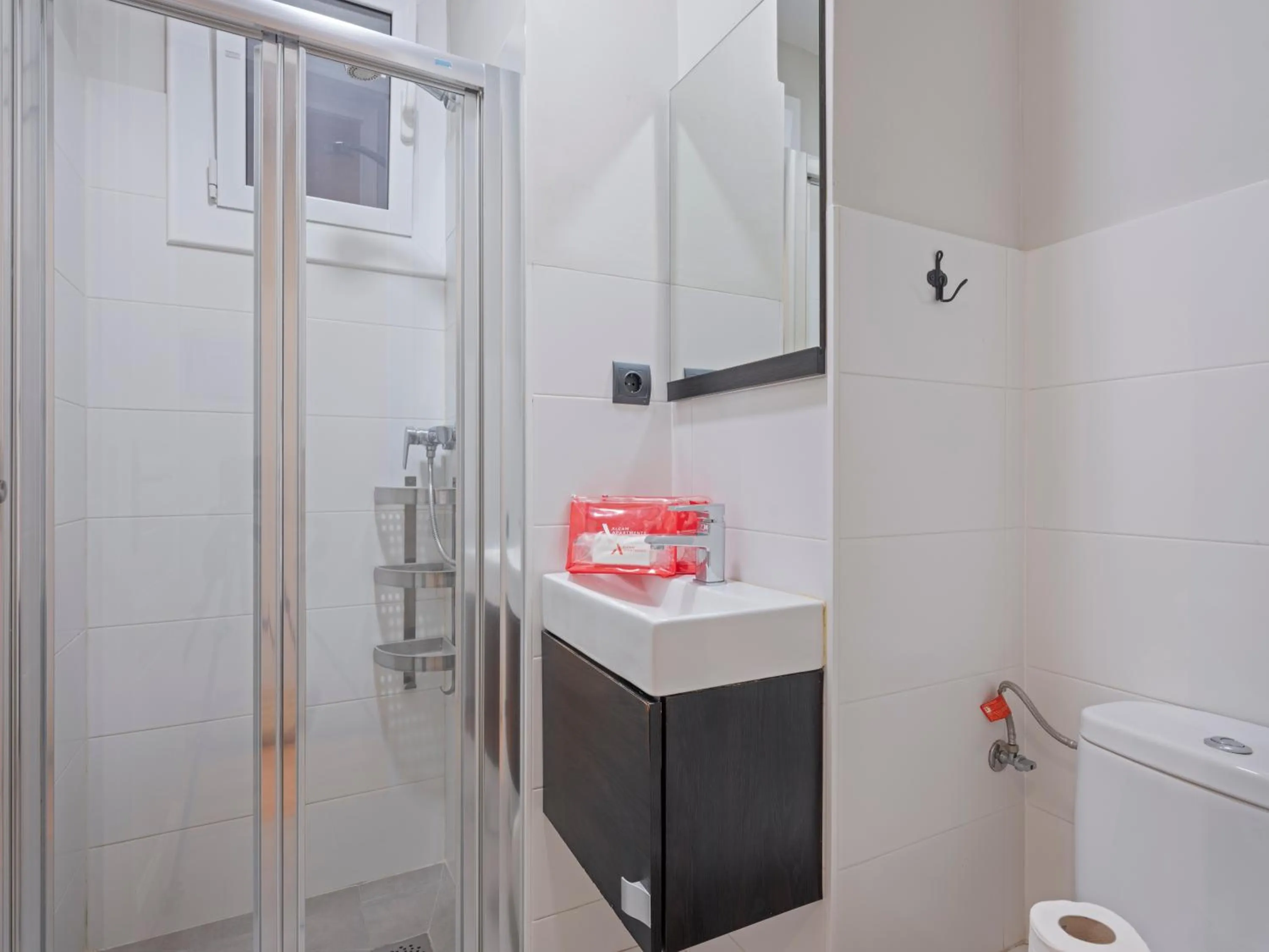 Bathroom in Numa I Caja Apartments