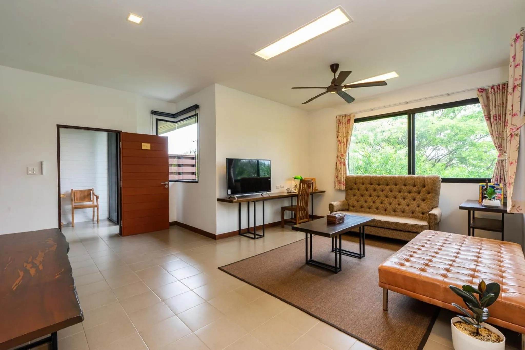 Living room in Rain Tree Khao Yai Hotel