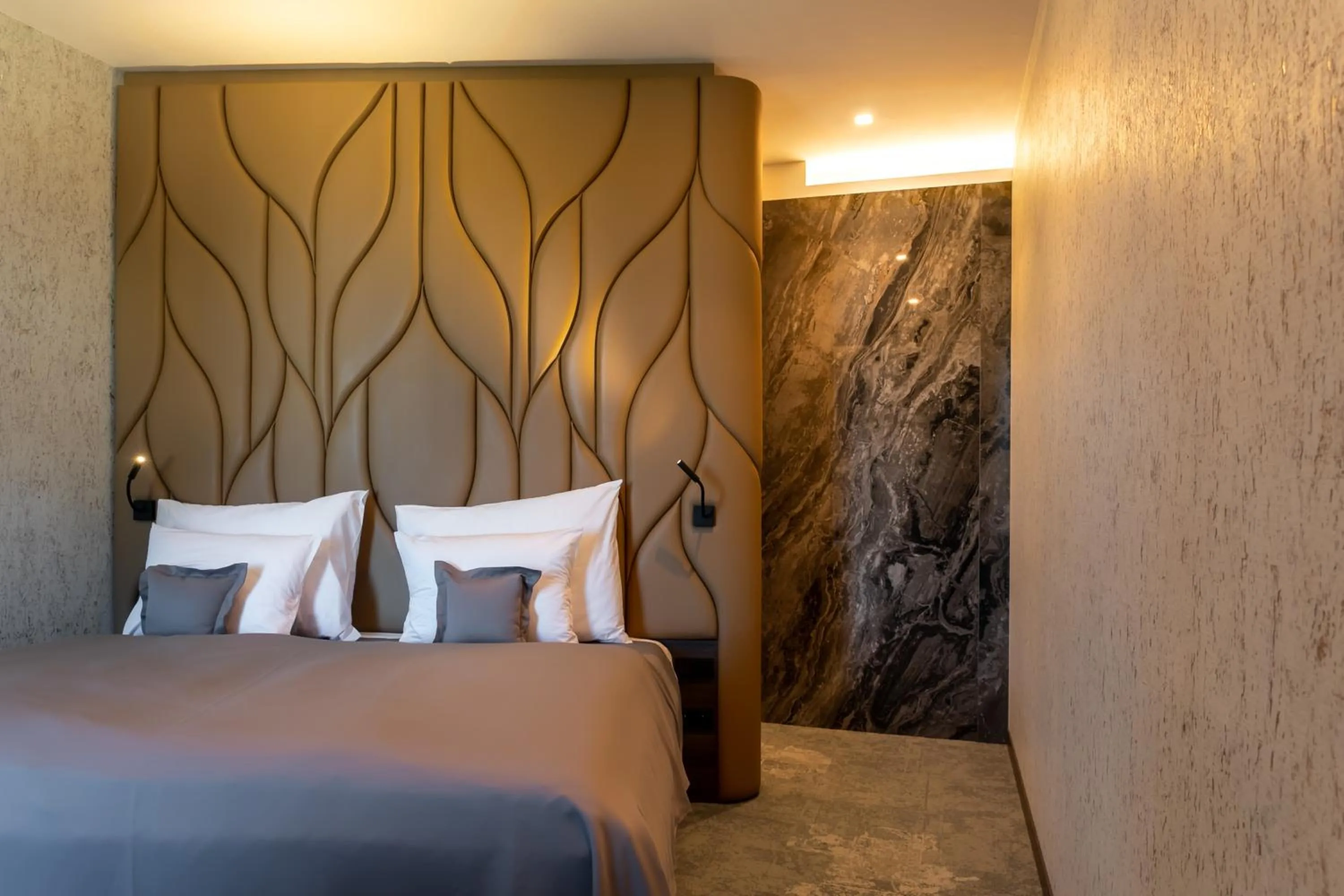 Bed in Theatre Hotel