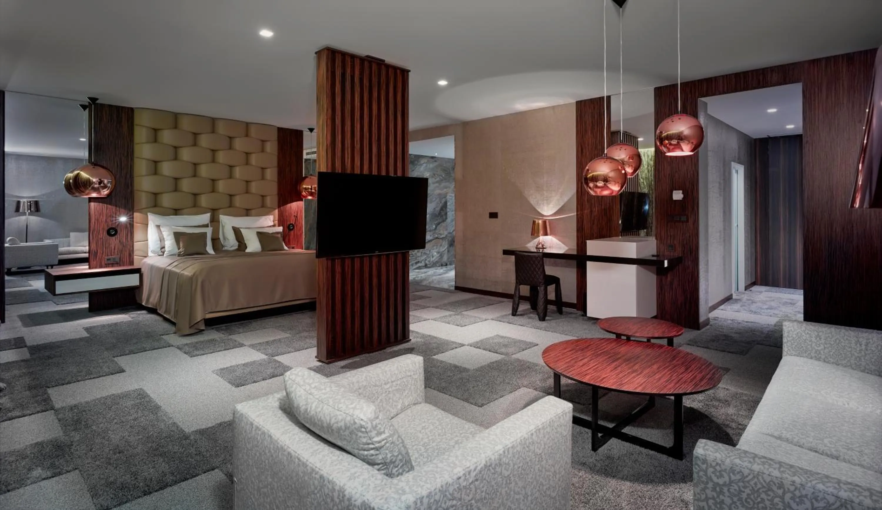 Bed in Theatre Hotel