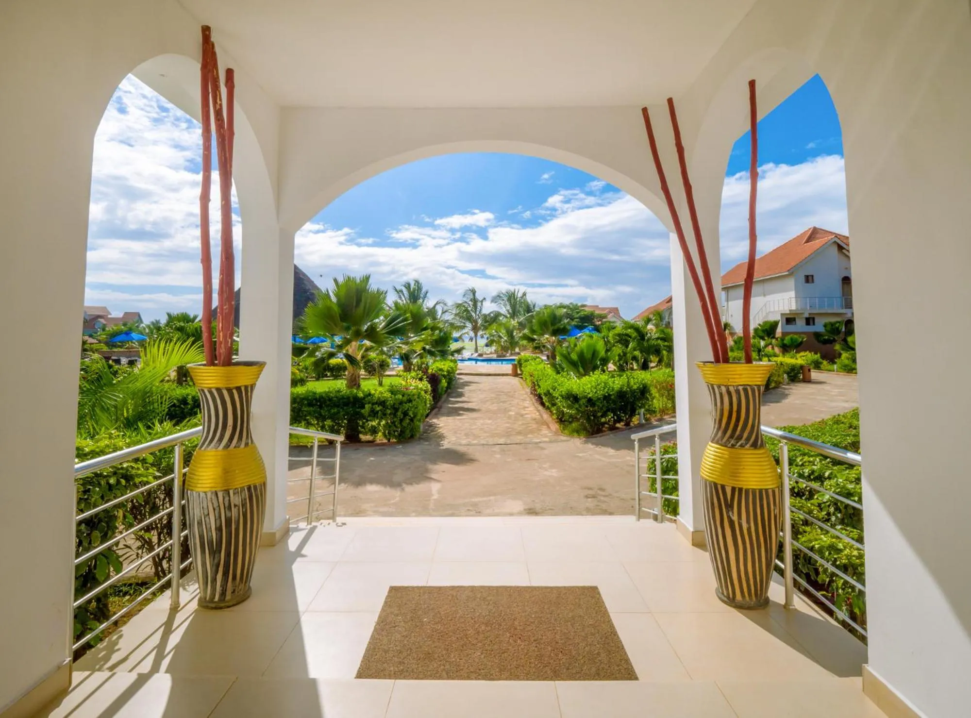 Facade/entrance in Azao Resort & Spa