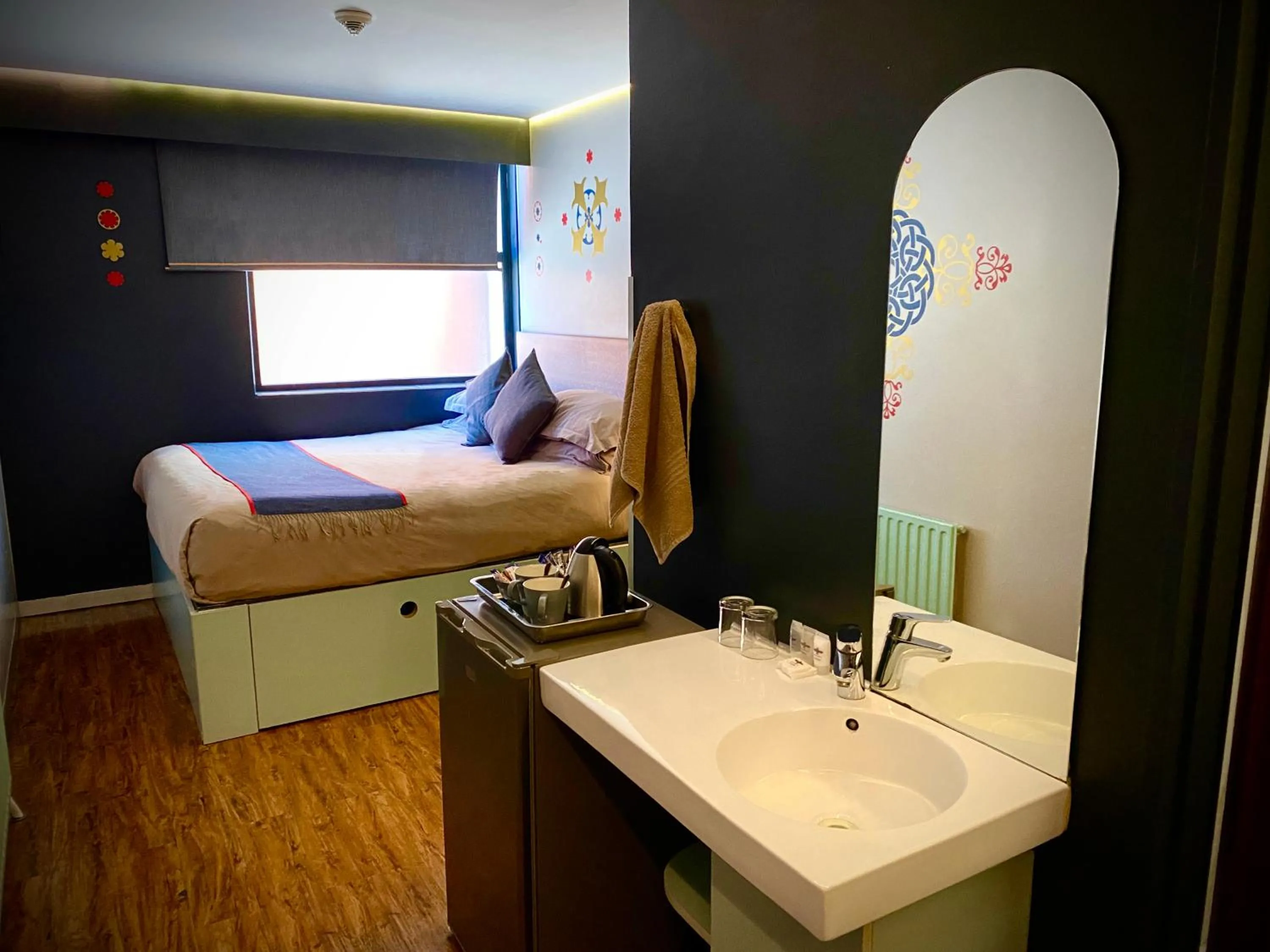 Bedroom, Bed in Bannister Hotel