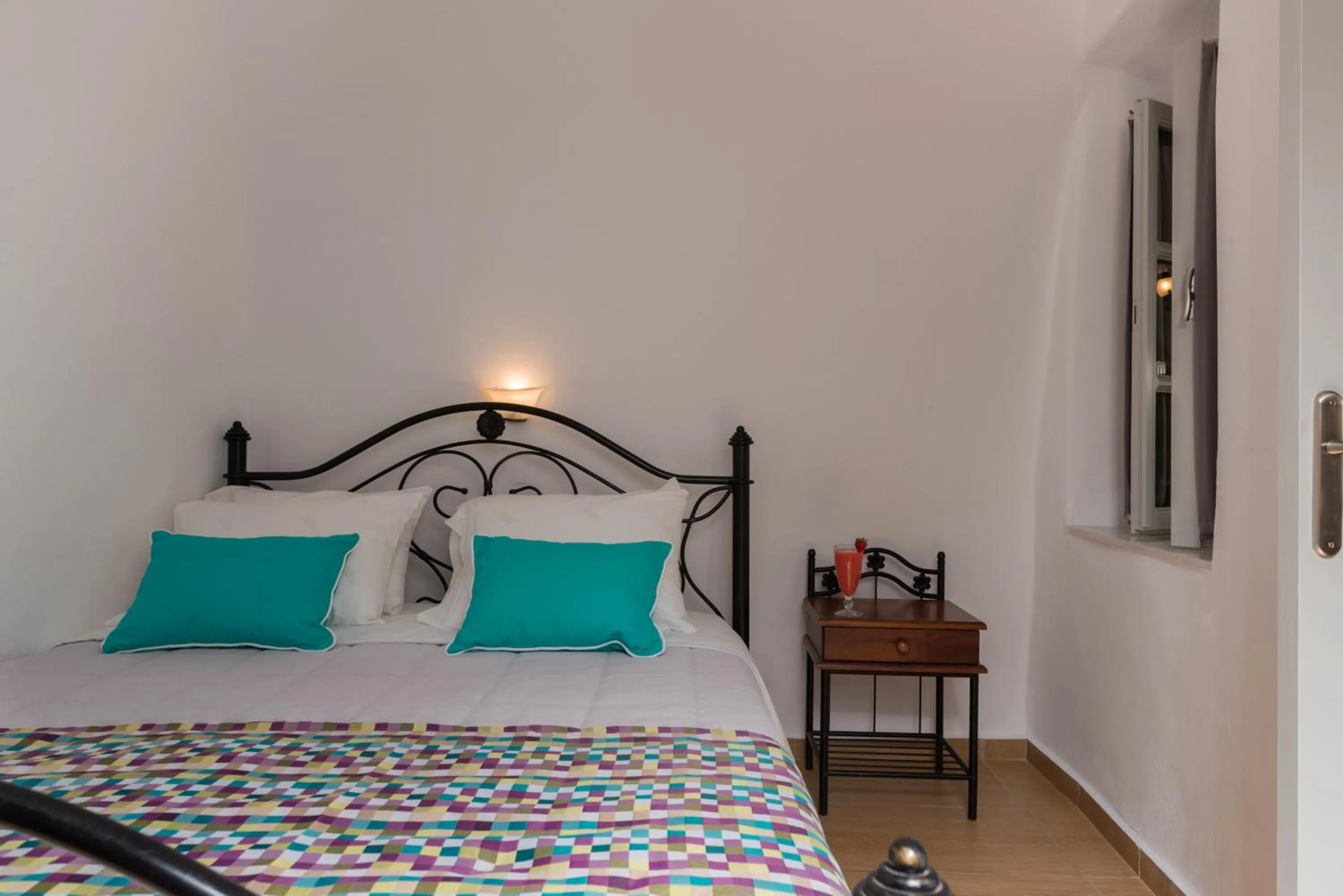 Photo of the whole room in Sweet Pop