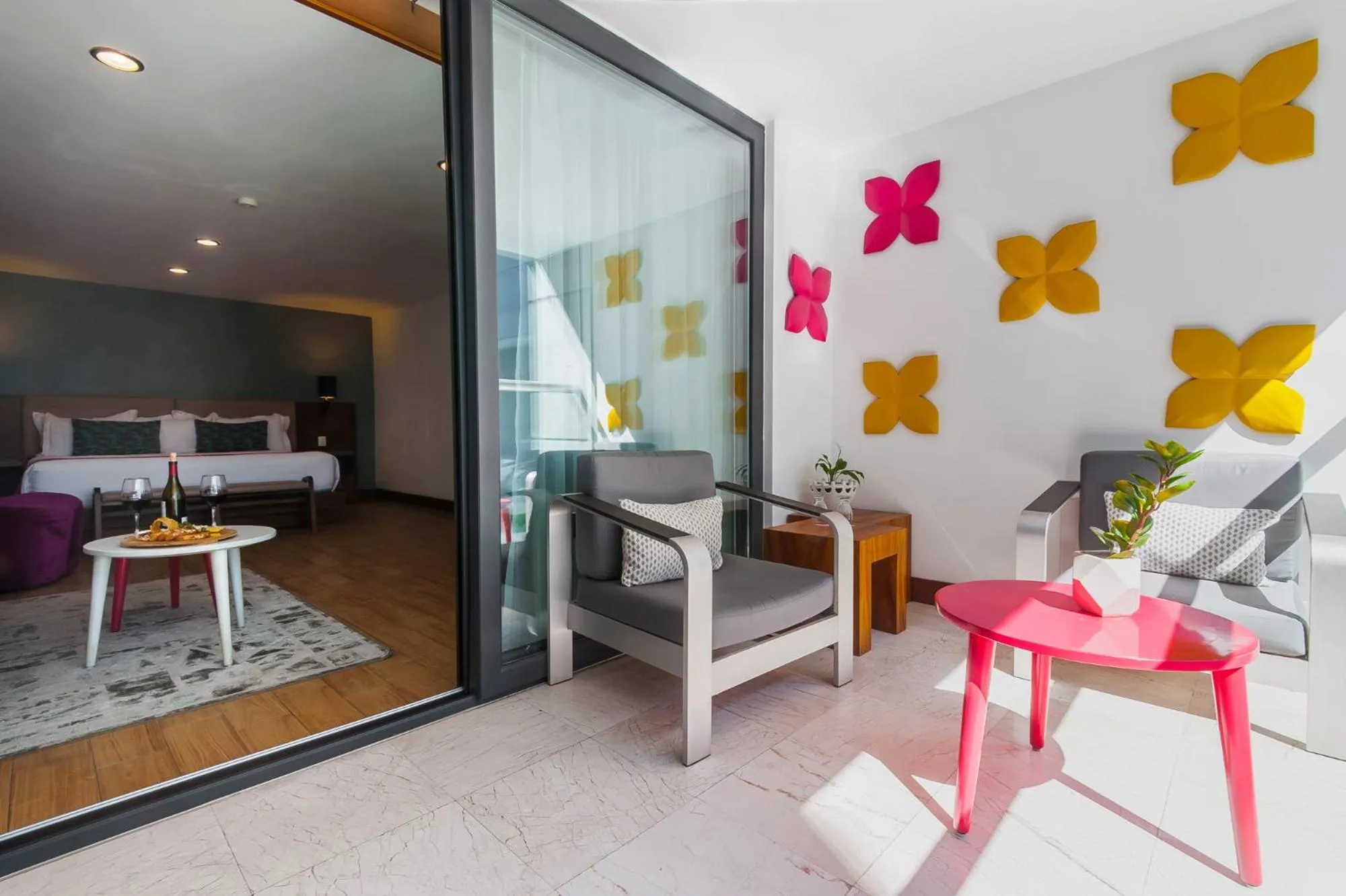 FCH Hotel Expo Adults only