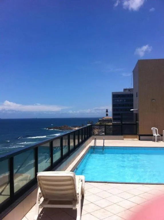 Flat Vista Mar Frente ou Lateral na Barra em Salvador