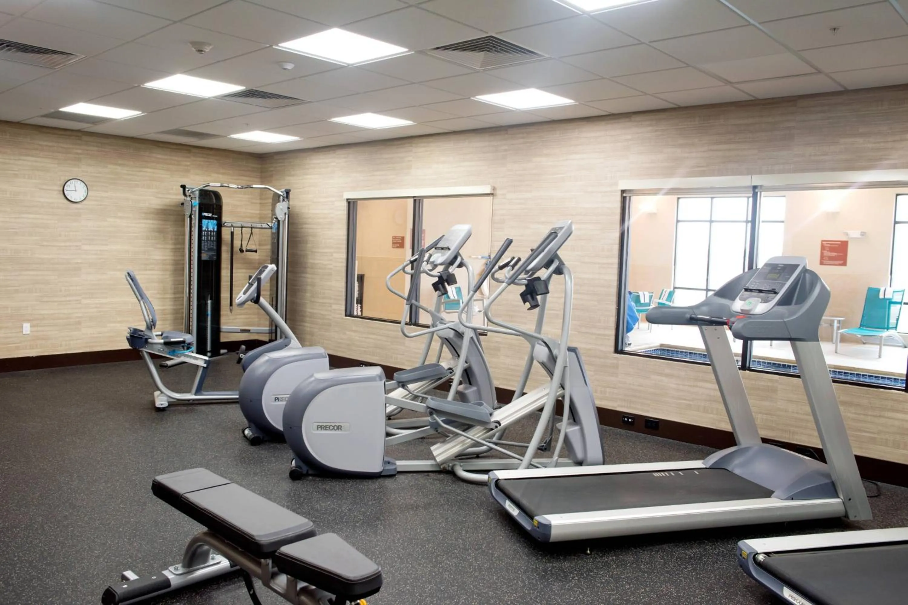 Fitness centre/facilities in TownePlace Suites by Marriott Ames