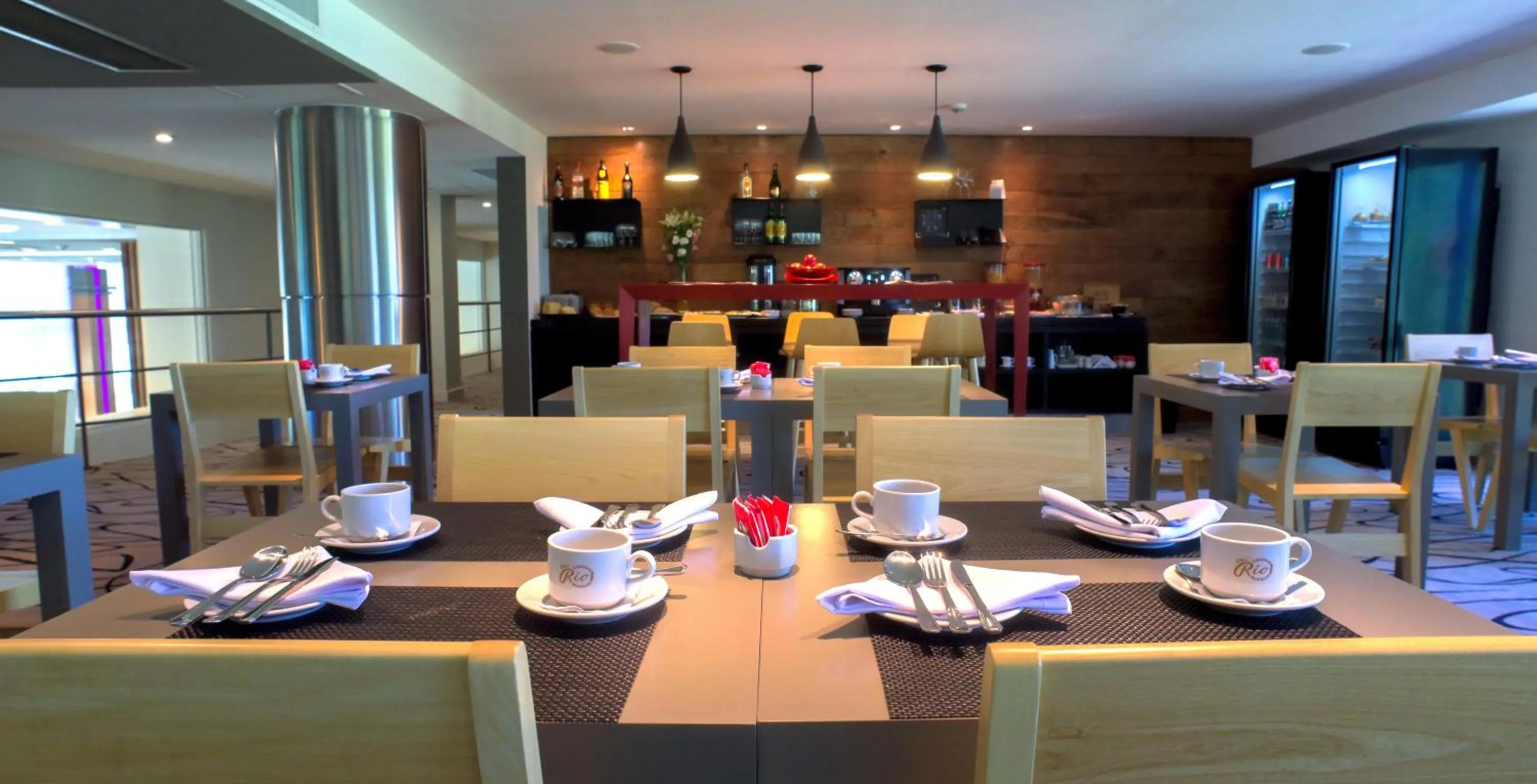 Lounge or bar in Hotel y Casino Del Río - Cipolletti