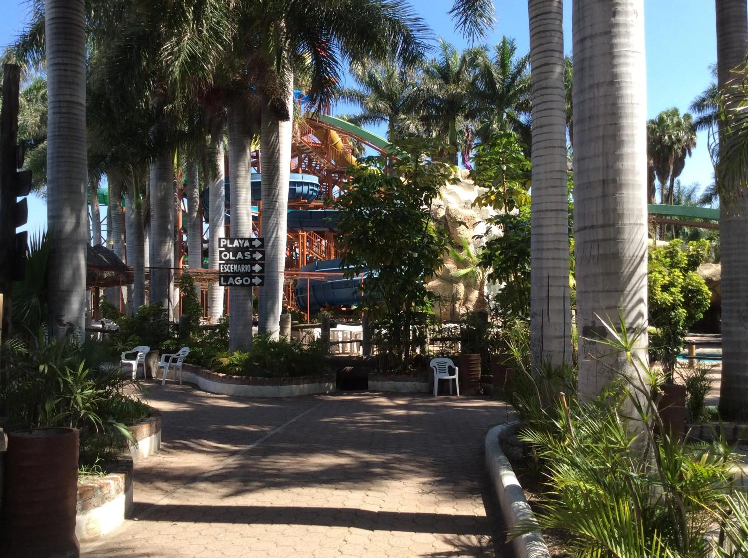Property building in Hotel Y Parque Acuático La Caldera