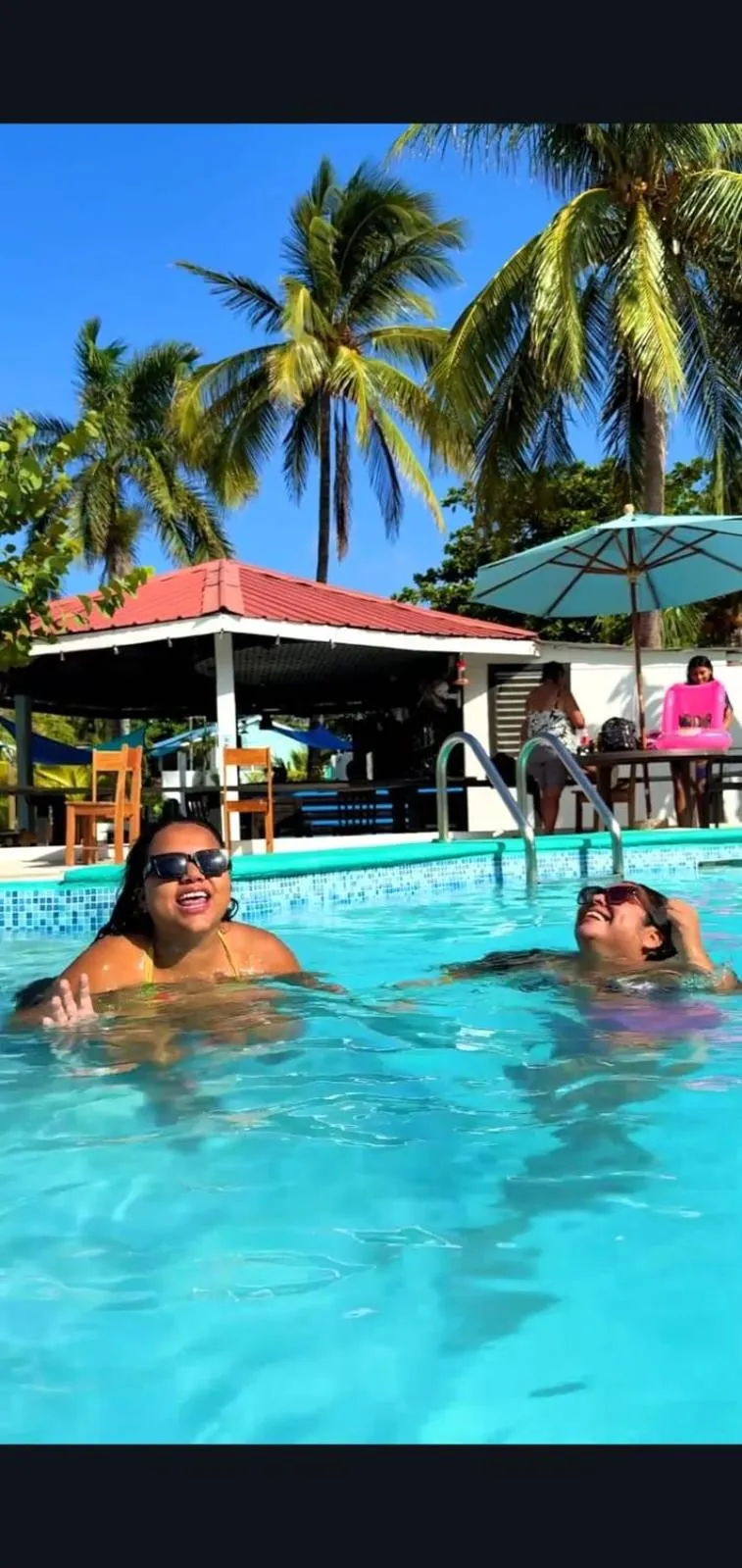 Pool view in Best Western Grand Baymen Gardens