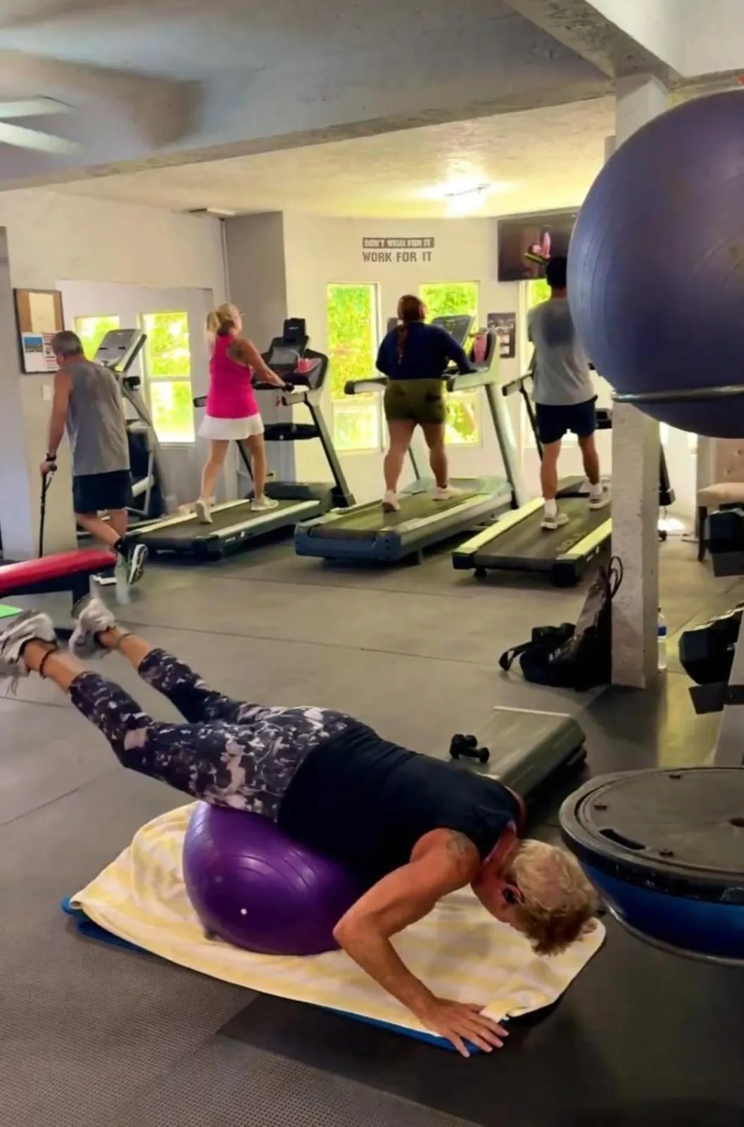 People in Best Western Grand Baymen Gardens