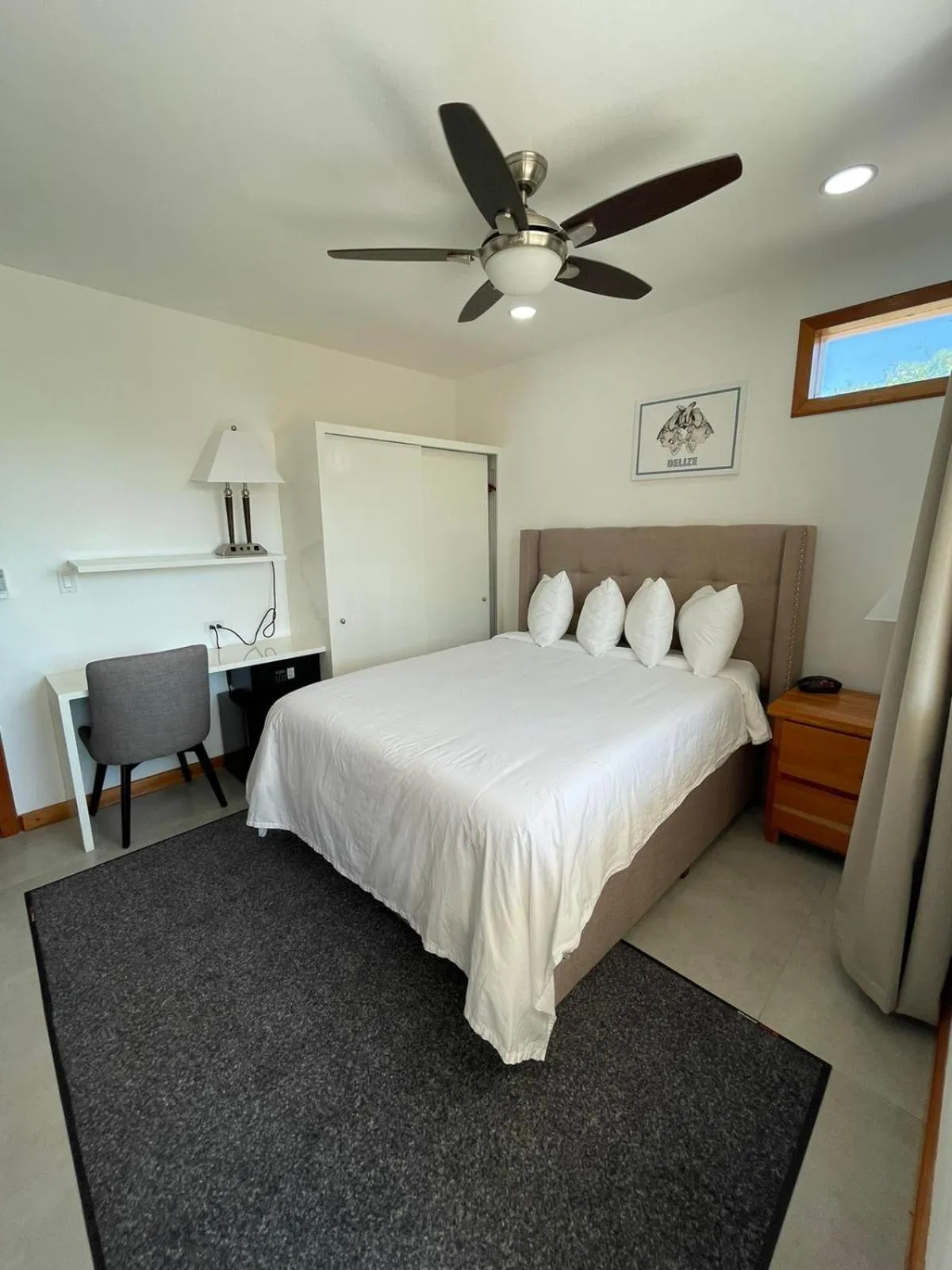 Bedroom, Bed in Best Western Grand Baymen Gardens