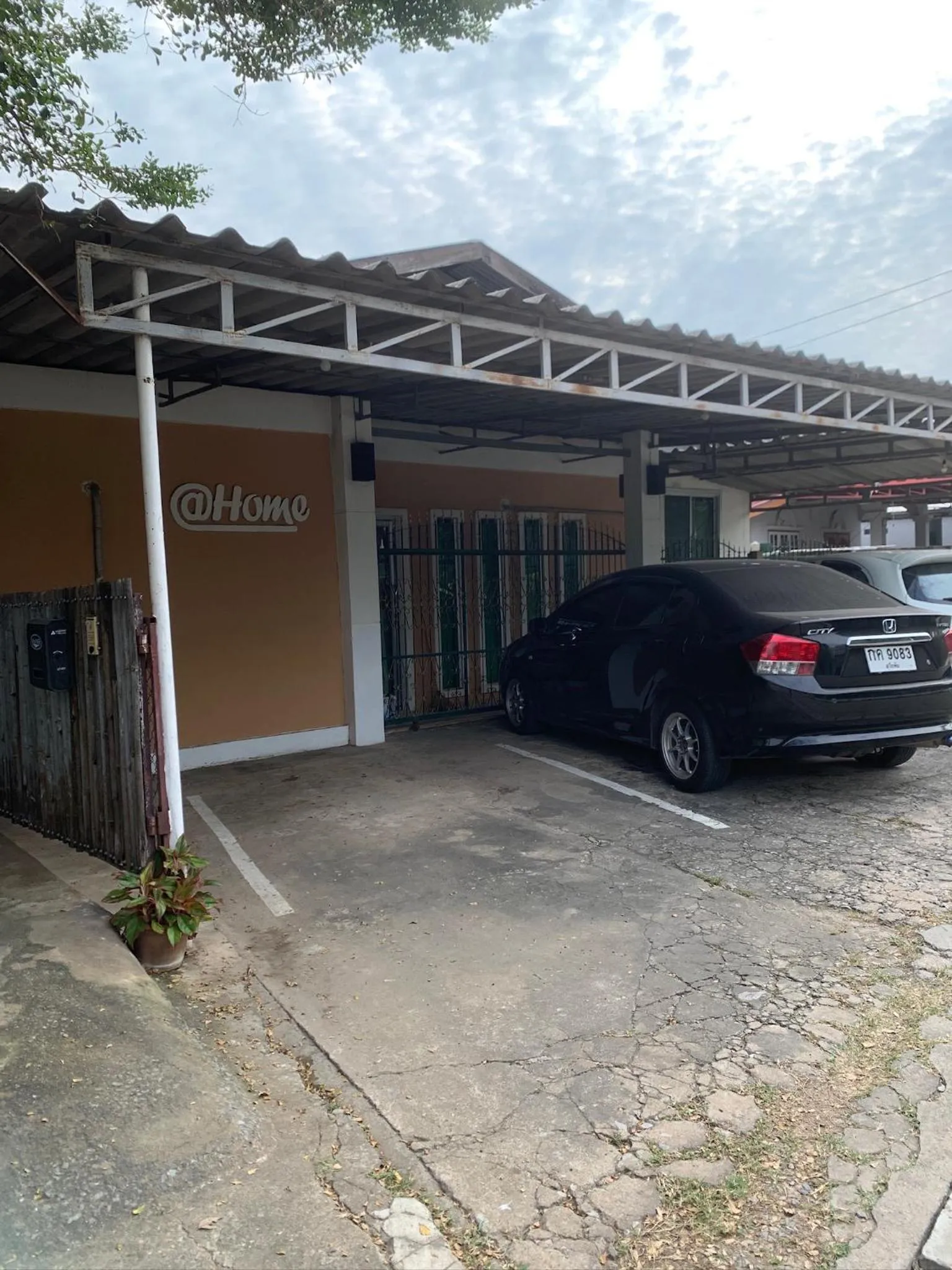 Parking in OldTown Boutique House Sukhothai