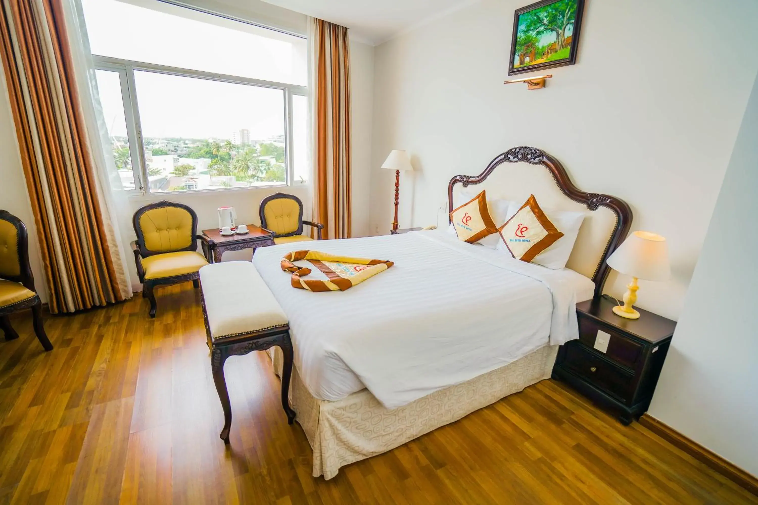 Superior Double or Twin Room in Hoa Binh 1 Hotel Superior Double or Twin Room in Hoa Binh 1 Hotel