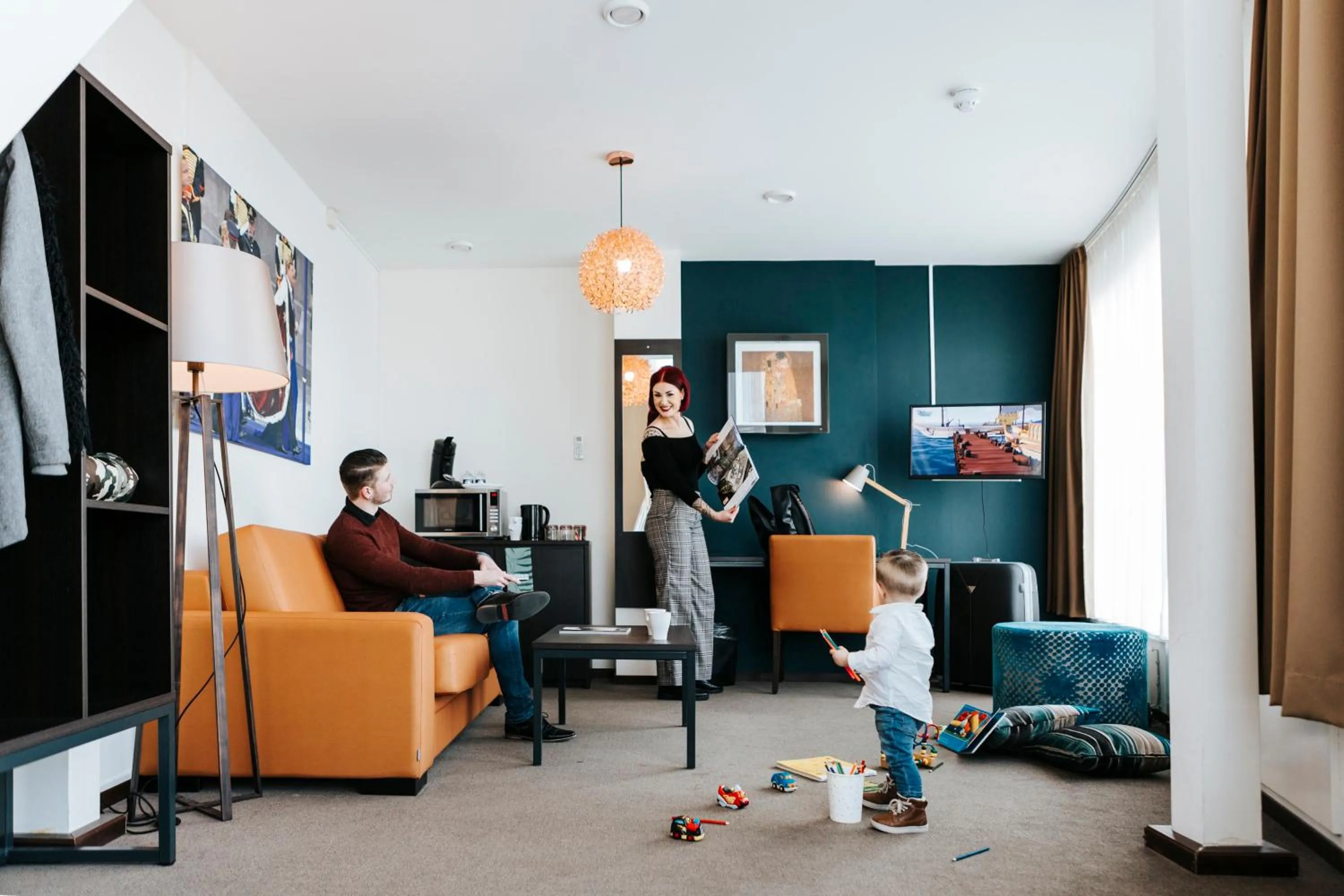 Living room in The Hague Teleport Hotel - Free Parking