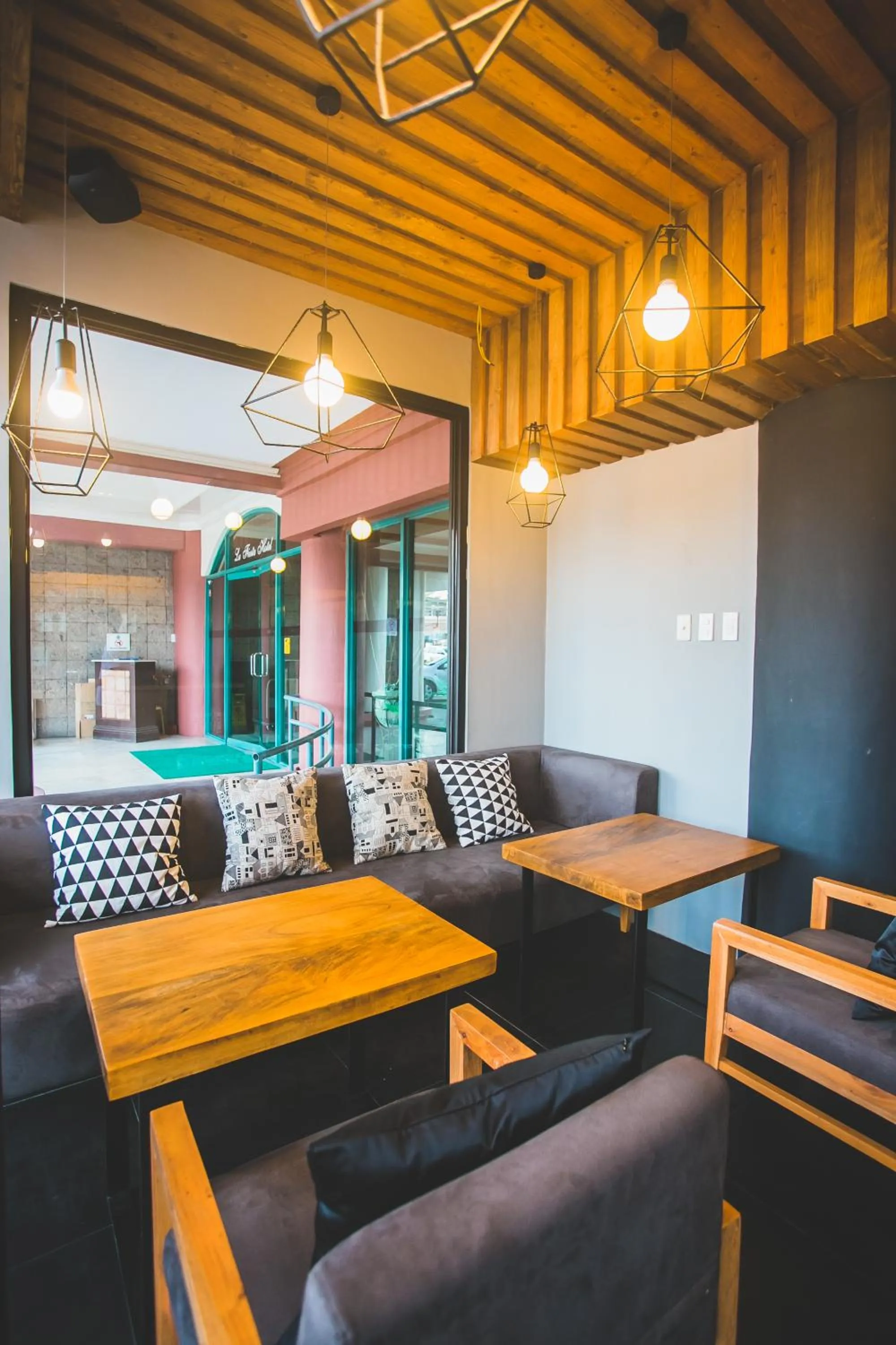 Restaurant/places to eat in La Fiesta Hotel