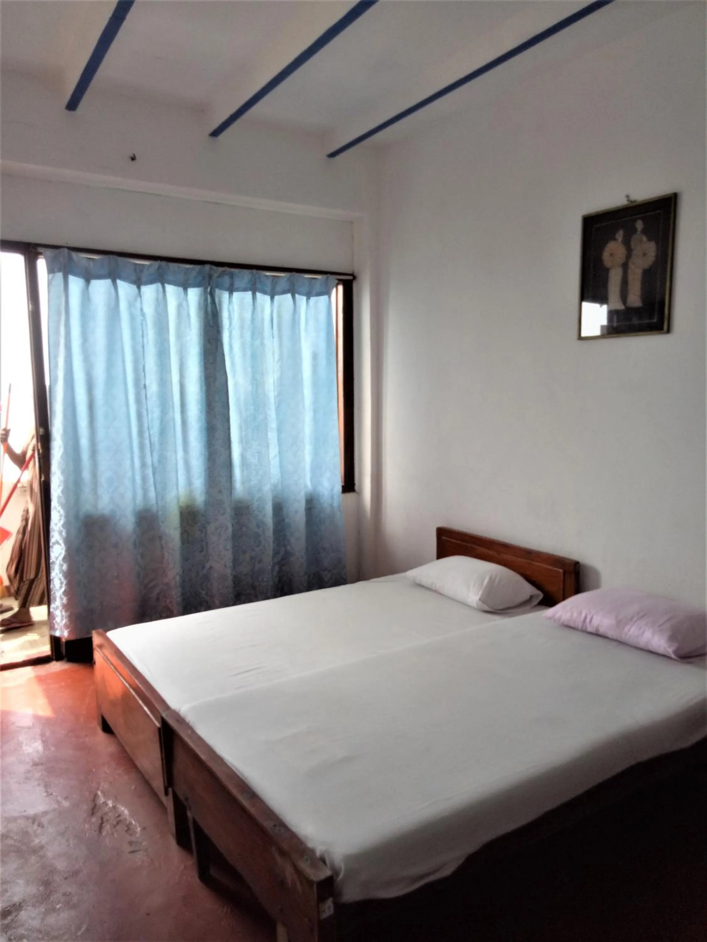 Economy Double Room - single occupancy in Hansa Surf Hotel