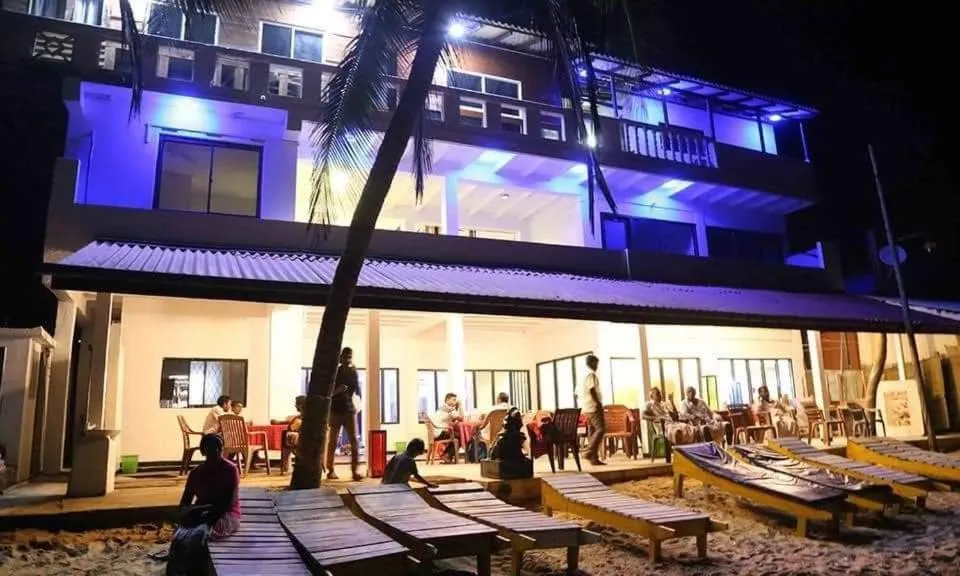 Property building in Hansa Surf Hotel