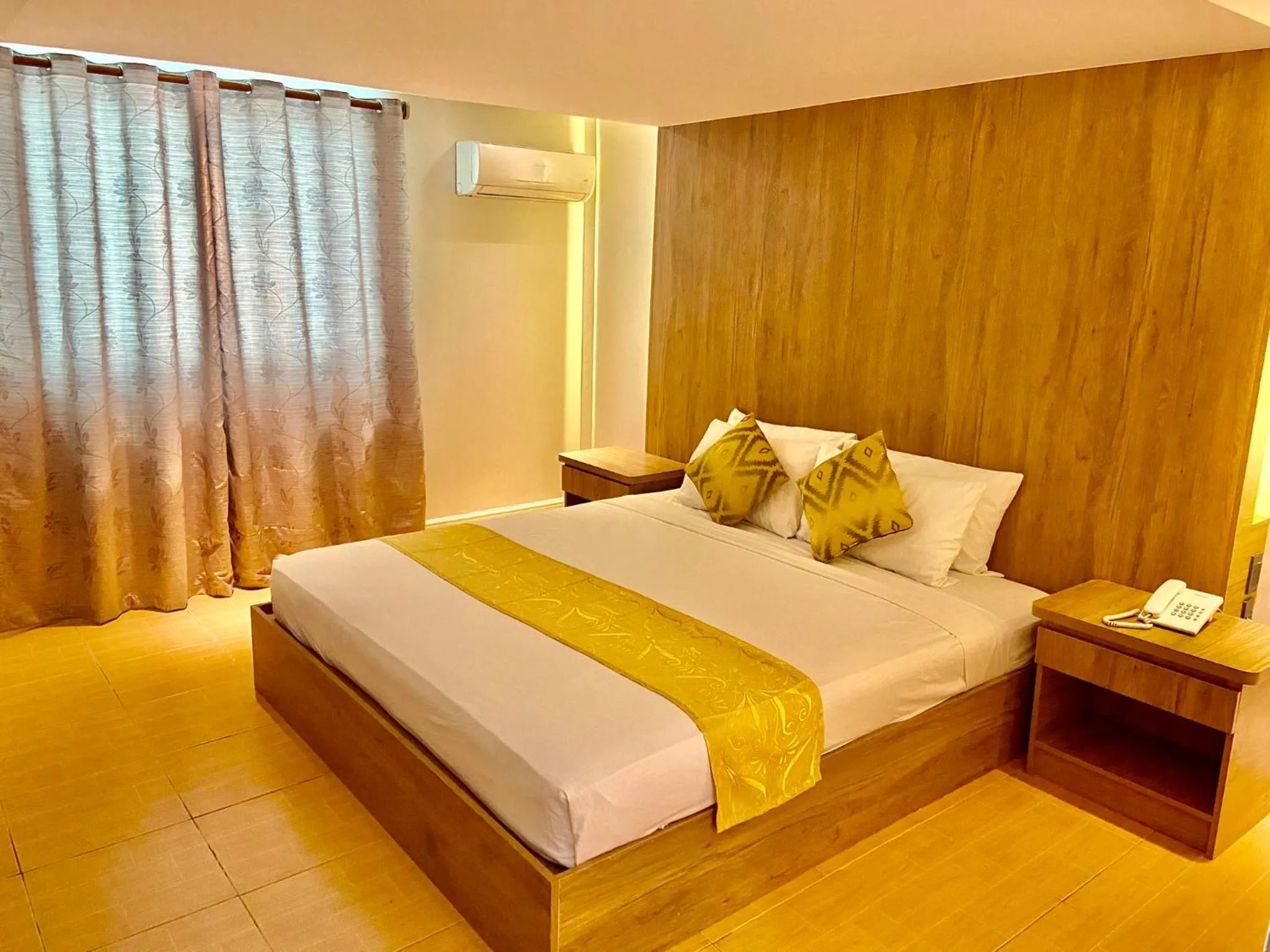 Bed in Hotel Euroasia By BLUEBOOKERS