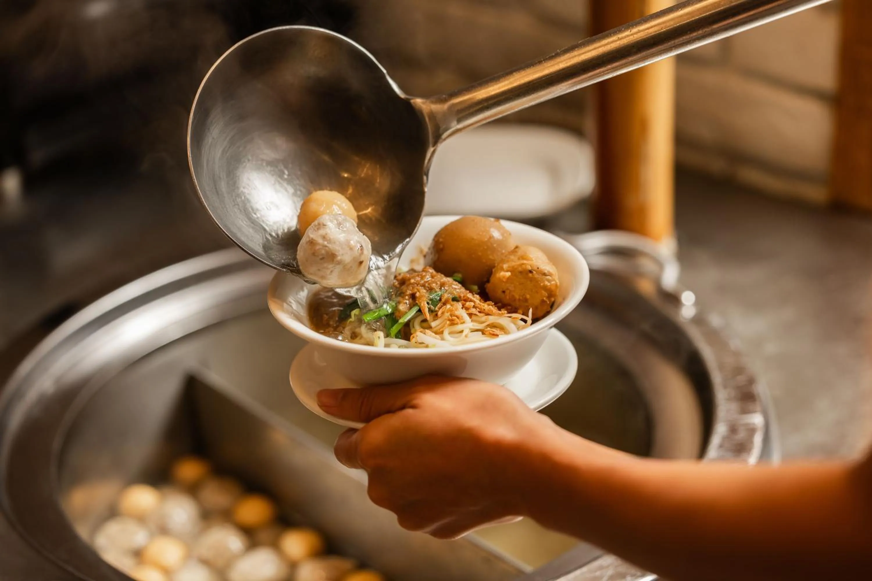 Food and drinks in Kindness Hotel - Jue Ming