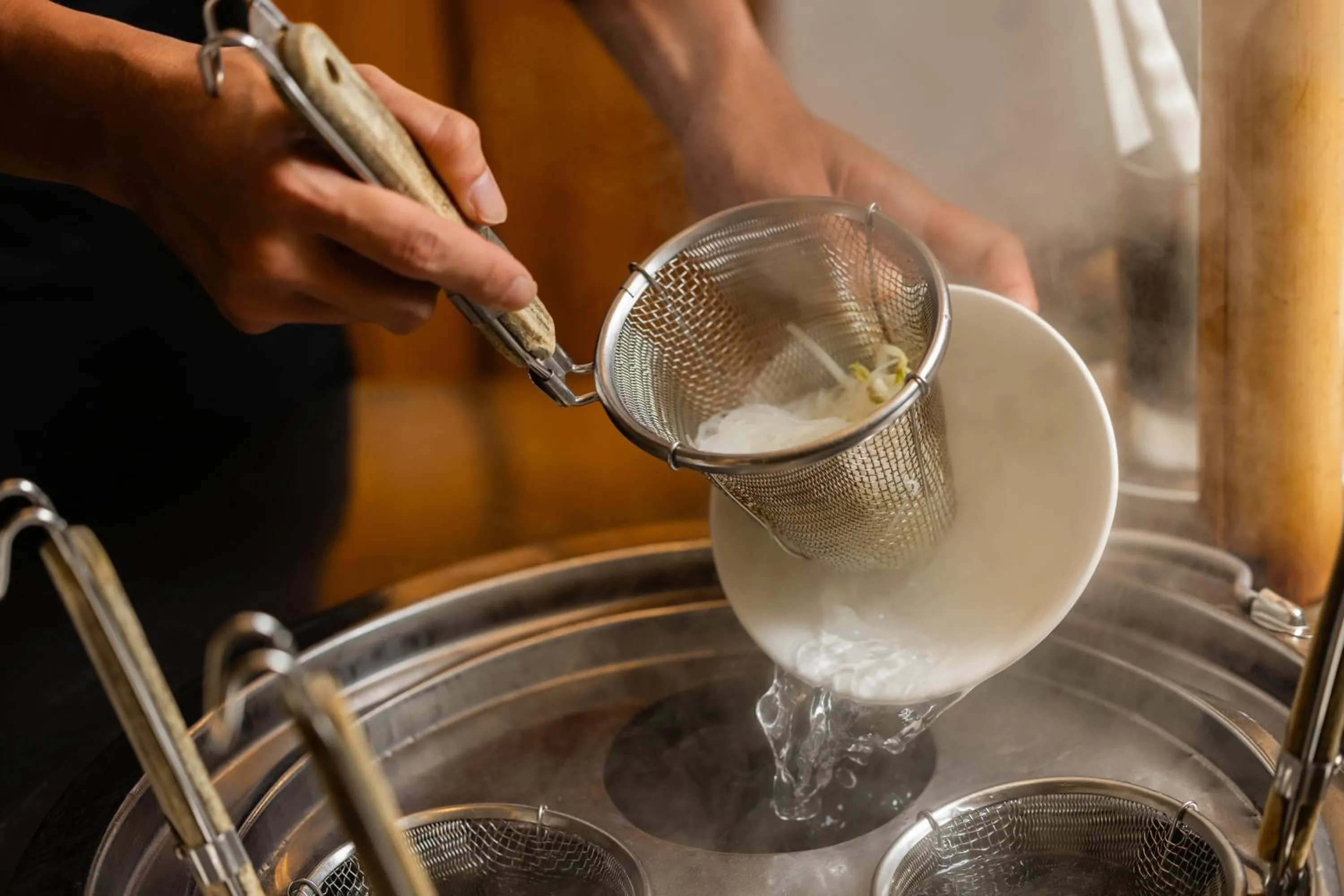 Food and drinks in Kindness Hotel - Jue Ming