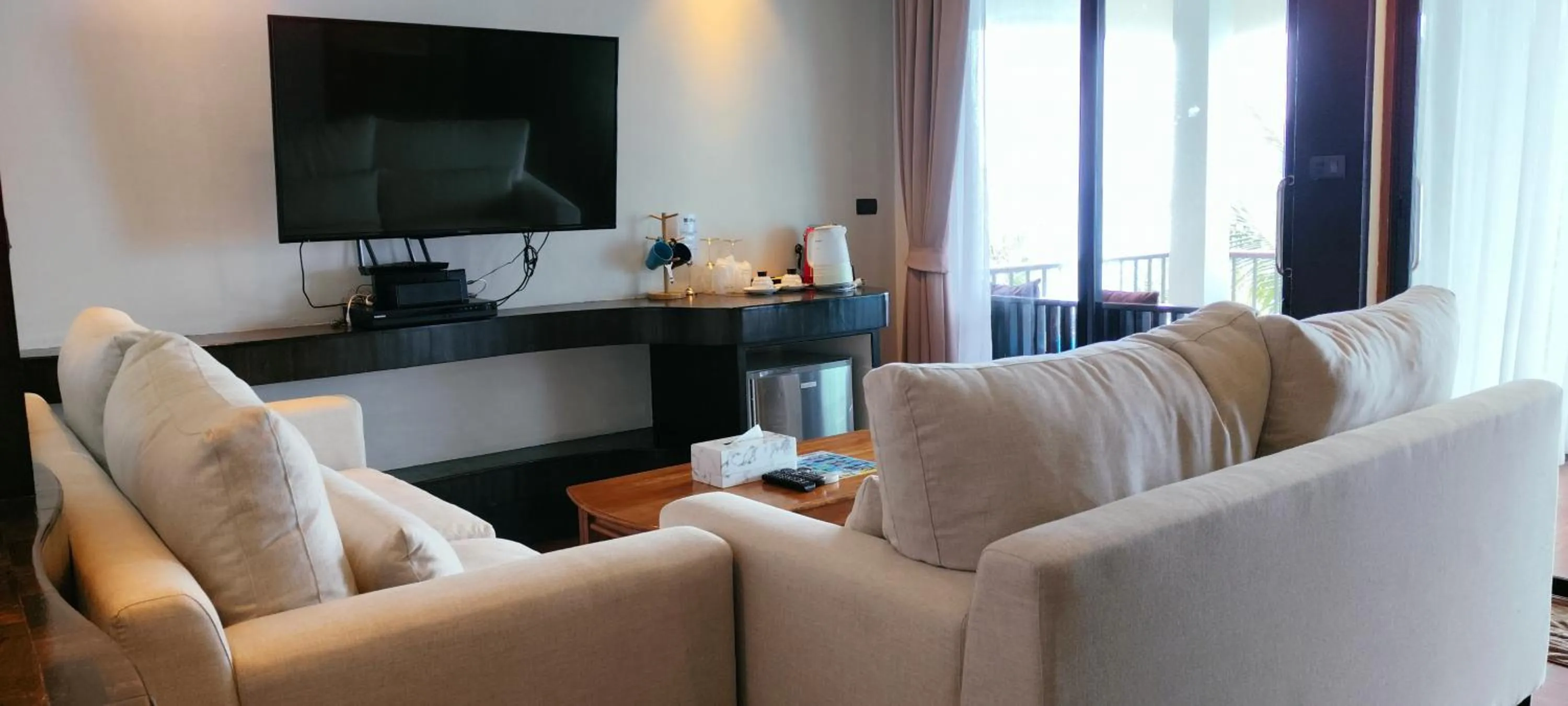 Living room in Simple Life Cliff View Resort