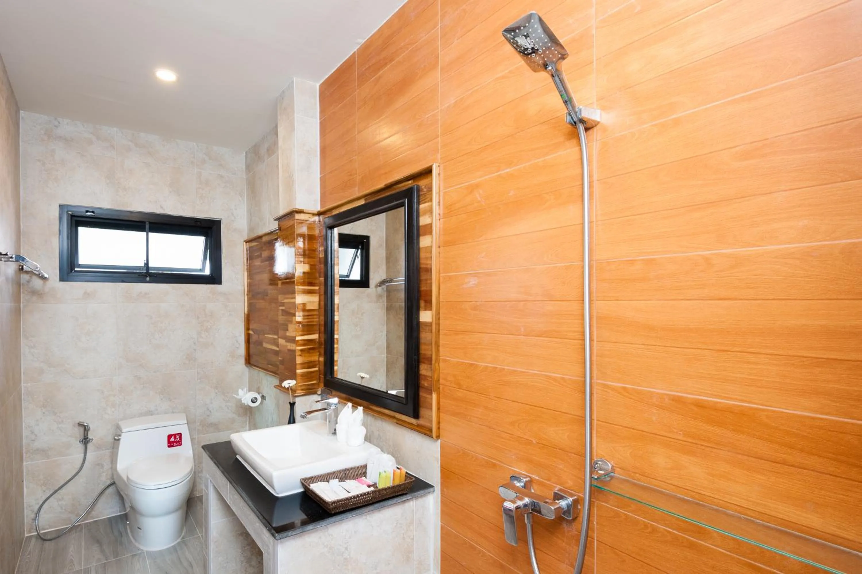 Bathroom in Simple Life Cliff View Resort