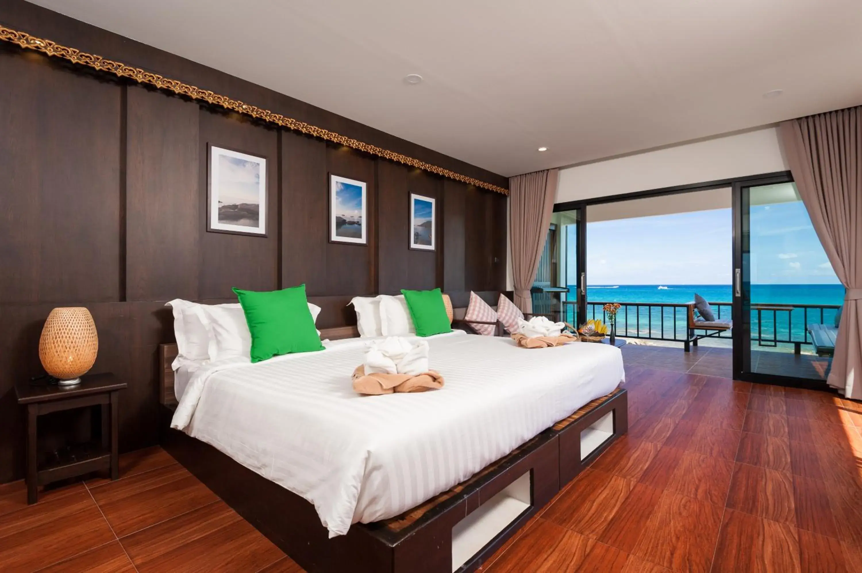 Deluxe Double or Twin Room with Sea View in Simple Life Cliff View Resort Deluxe Double or Twin Room with Sea View in Simple Life Cliff View Resort