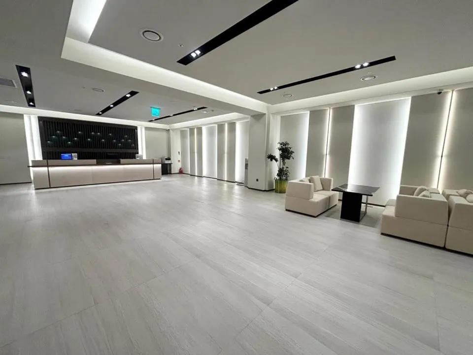 Grand Plaza Cheongju Hotel