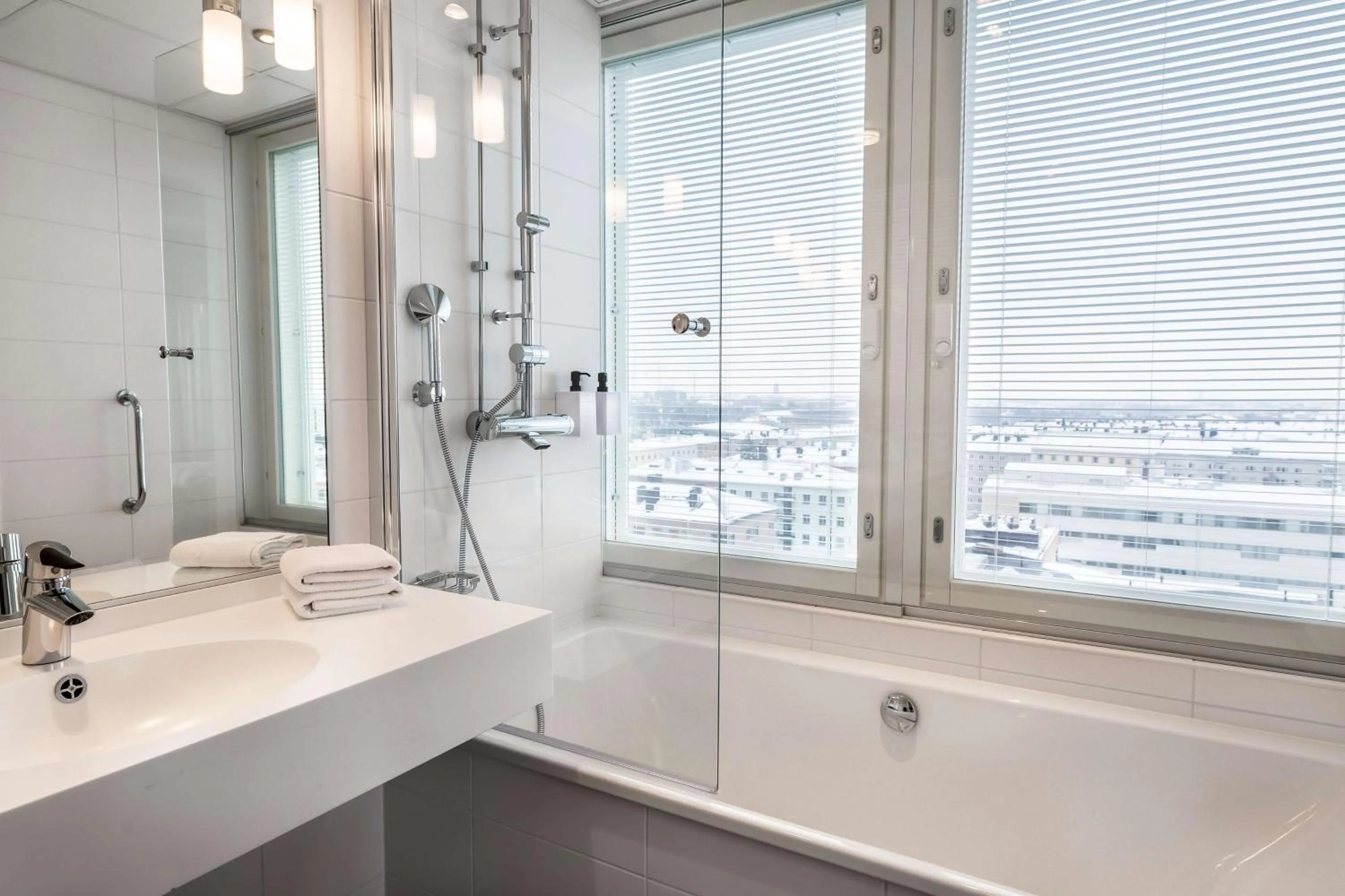 Bedroom in Scandic Meilahti