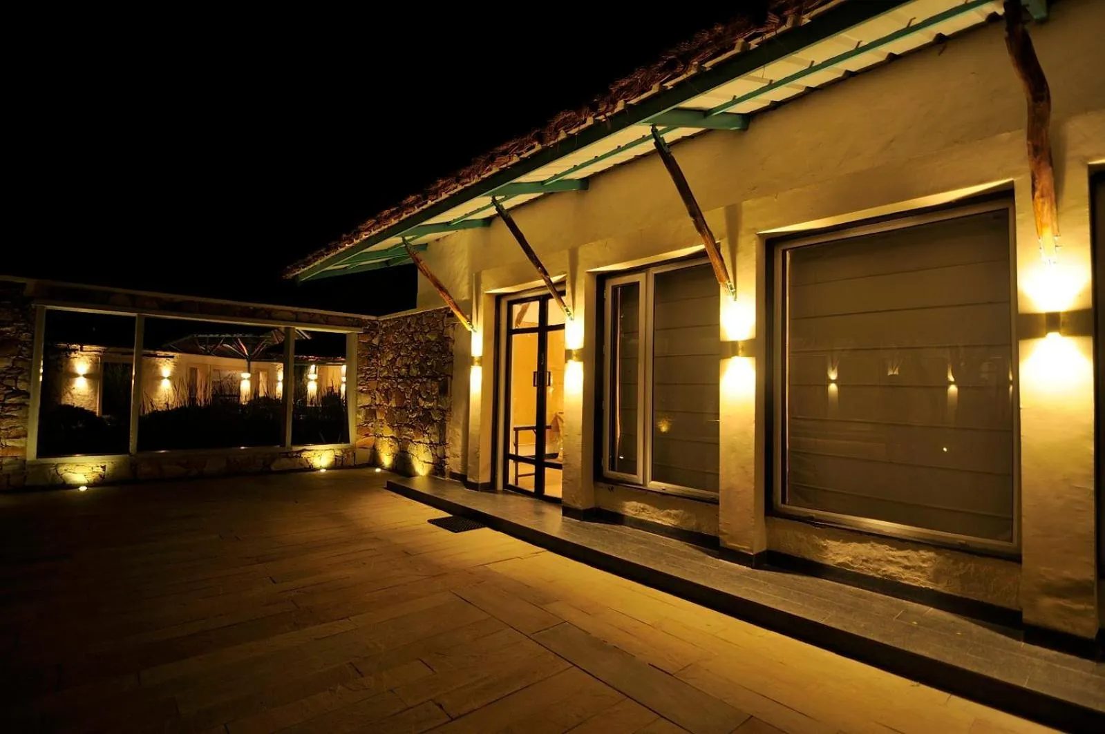 Trees N Tigers Luxury Wildlife Lodge