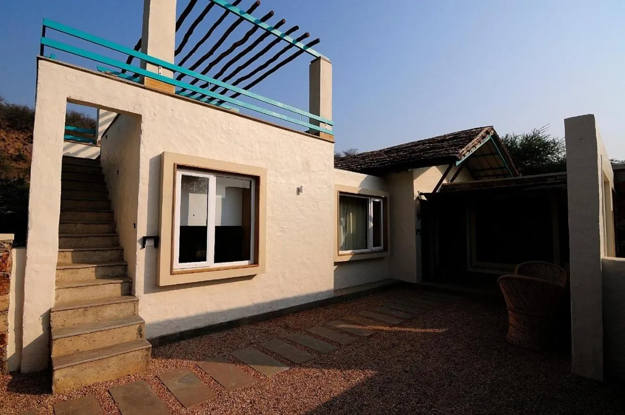 Trees N Tigers Luxury Wildlife Lodge