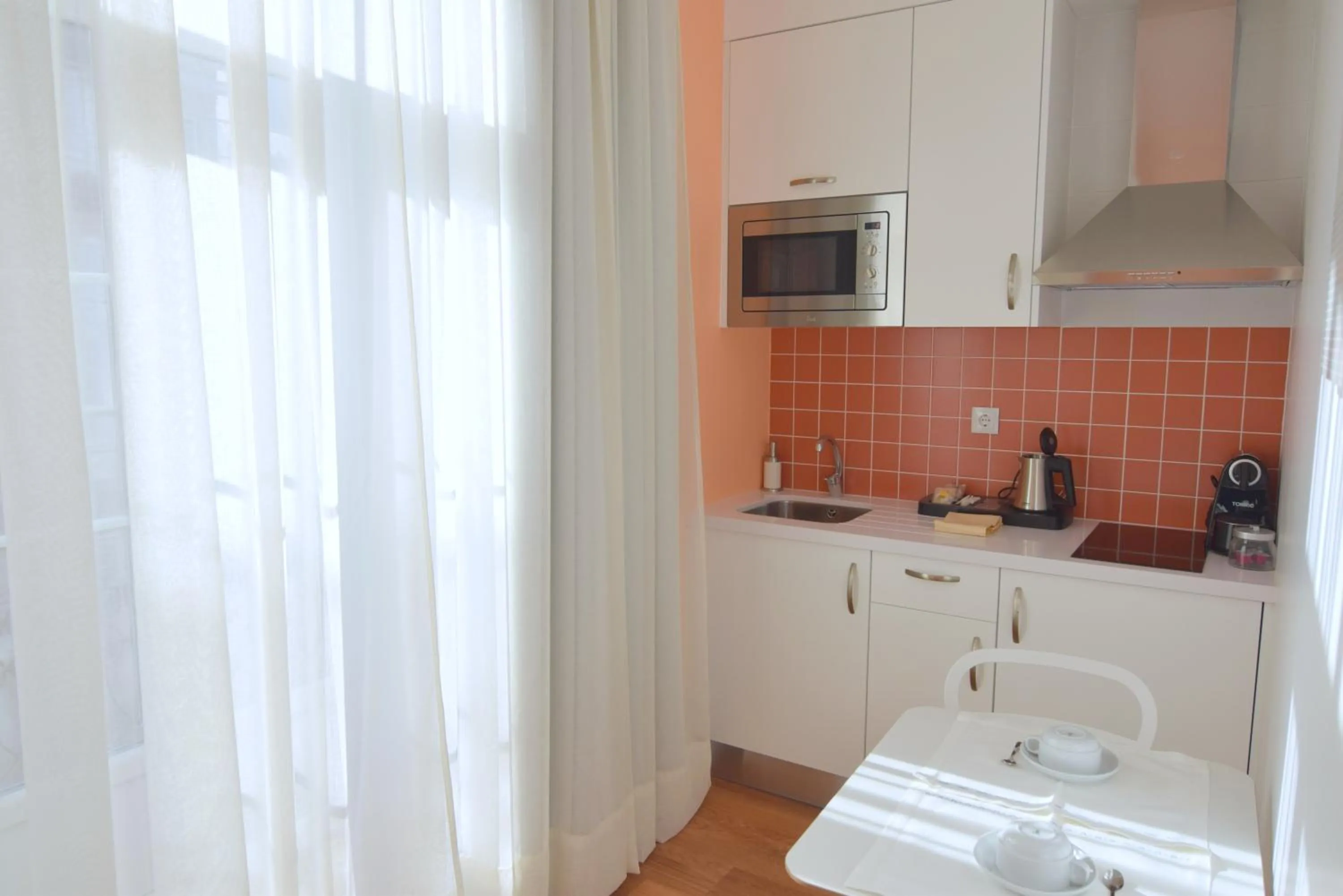Kitchen or kitchenette in Dream Chiado Apartments