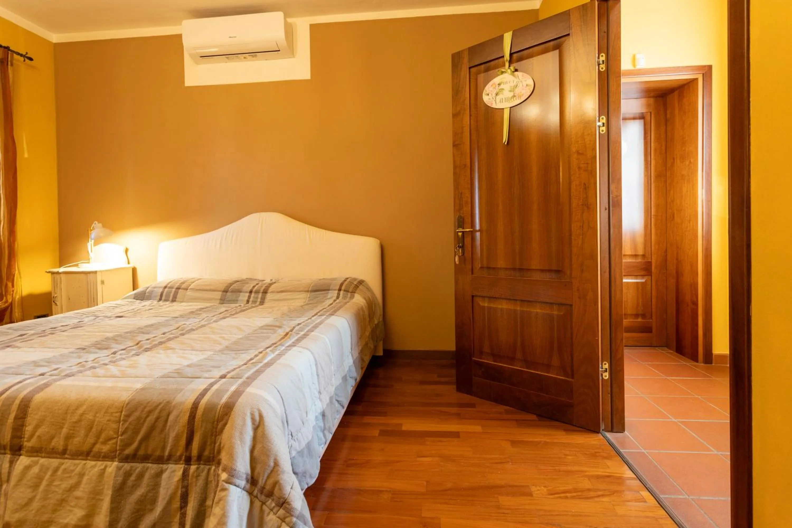 Bed in B&B Cascina Baraggione