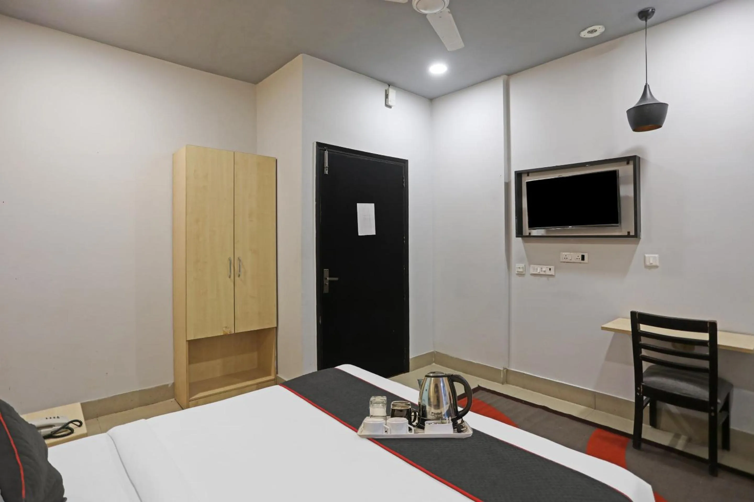 Bed in Super Townhouse Grand Pacific Ocean