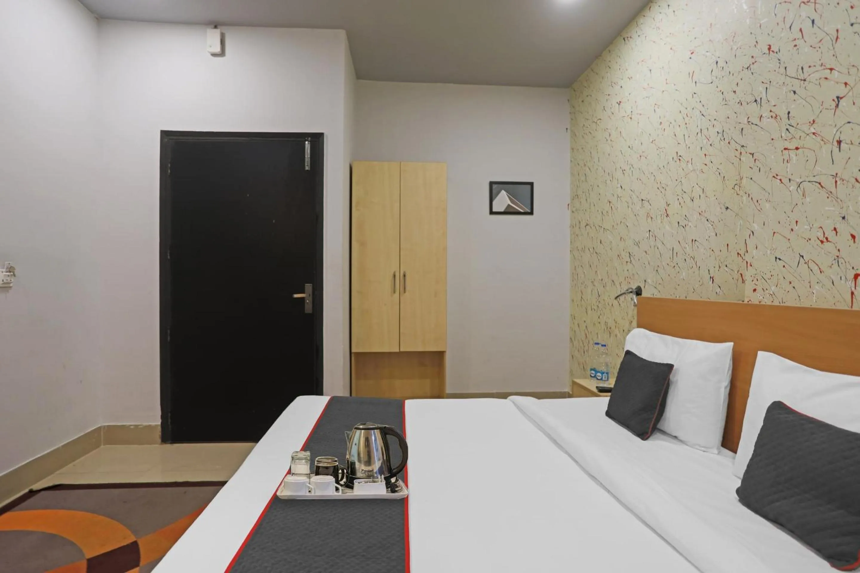 Bed in Super Townhouse Grand Pacific Ocean