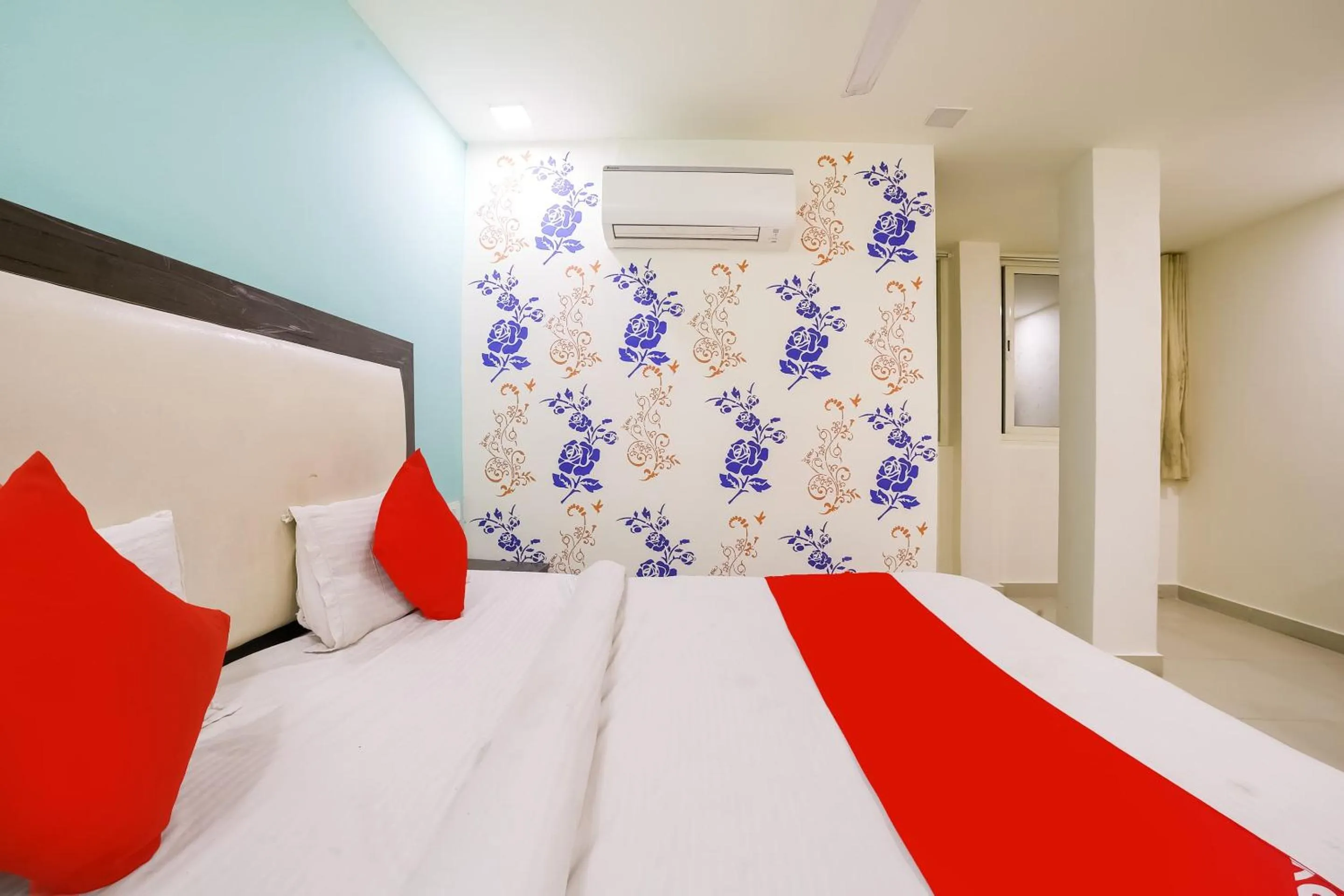 Bed in Hotel O by OYO My Comfortable