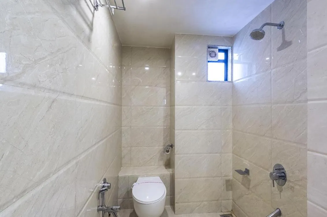 Bathroom in Hotel Marigold