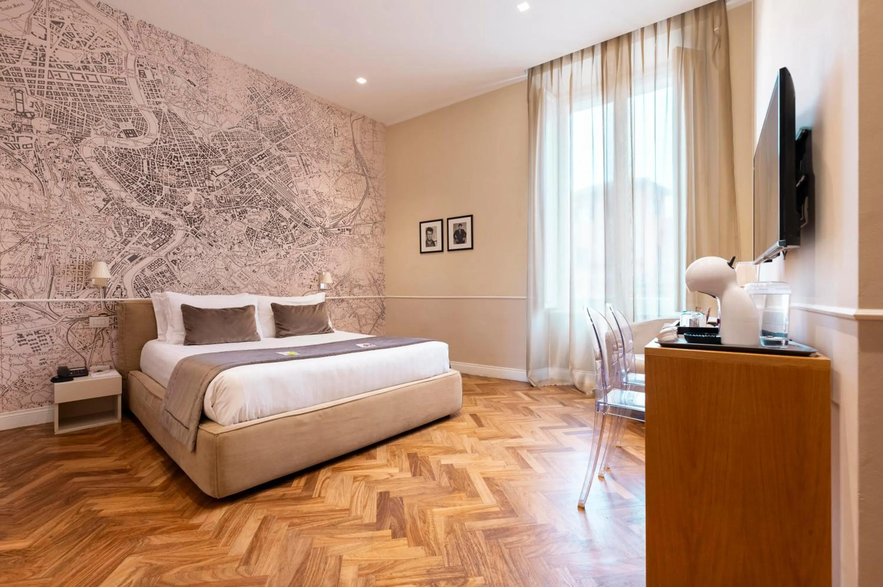 Bed in Vanity Navona