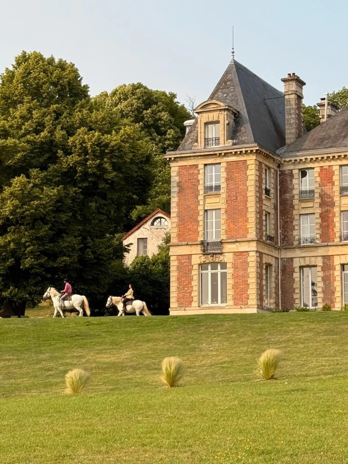 Property building in Château De La Bûcherie