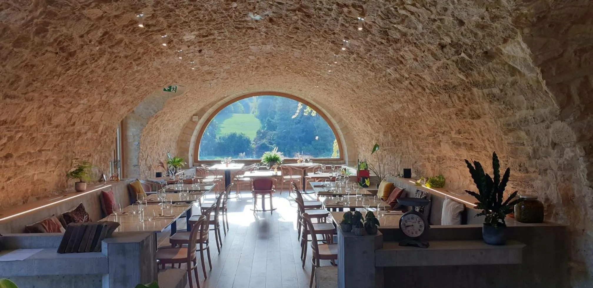Restaurant/places to eat in Château De La Bûcherie